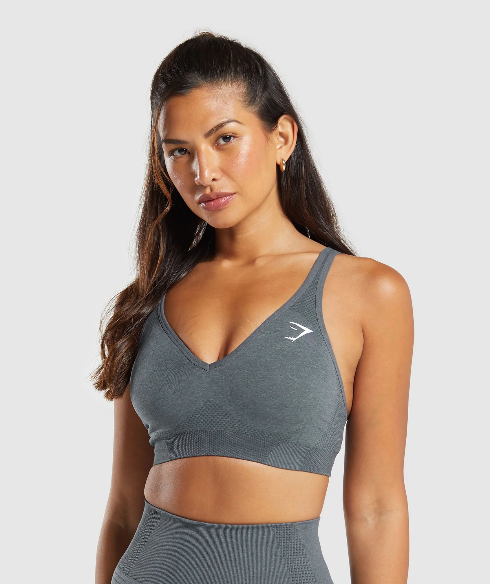 Gymshark Vital Seamless V Neck Sports Bra - Strong Grey/ Marl
