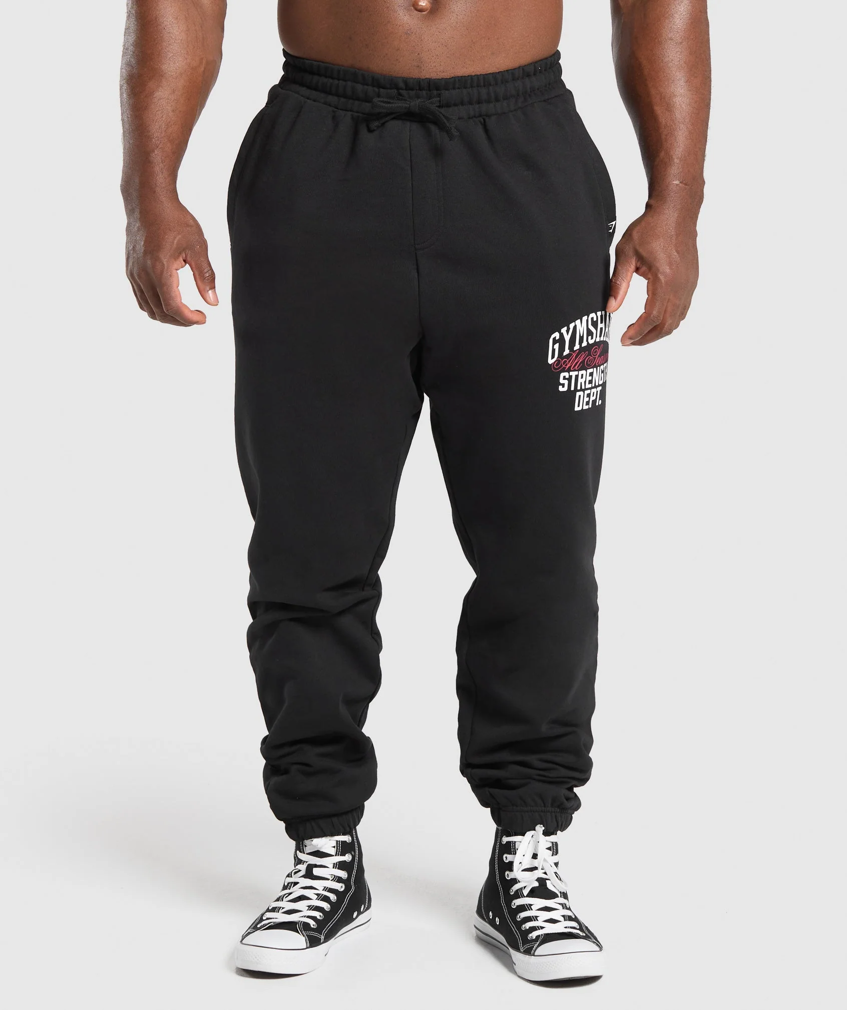 Gymshark Trophy Graphic Joggers - Black