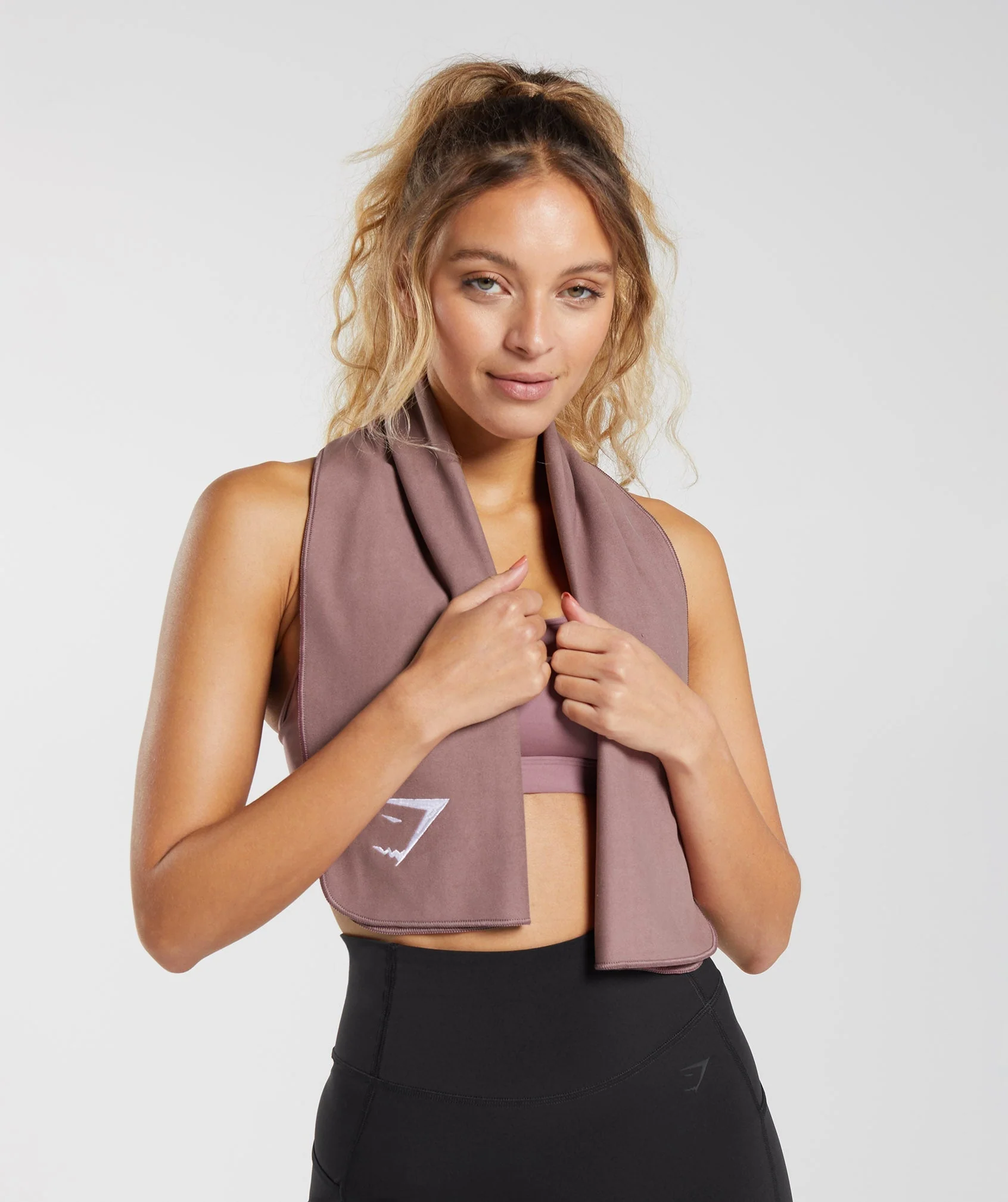 Gymshark Sweat Towel - Dusty Maroon