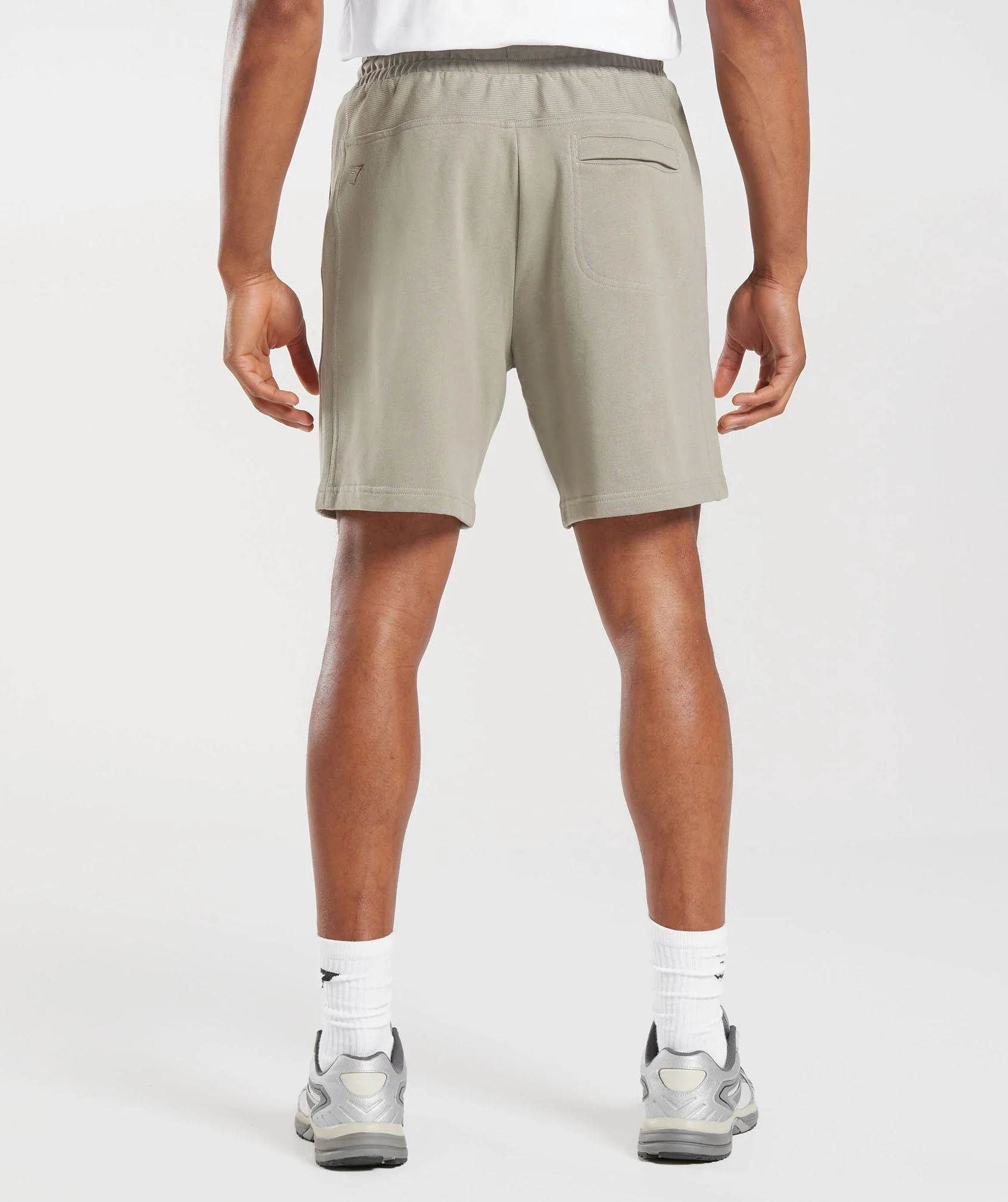 Gymshark Rest Day Essentials 7 Shorts - Ecru Brown