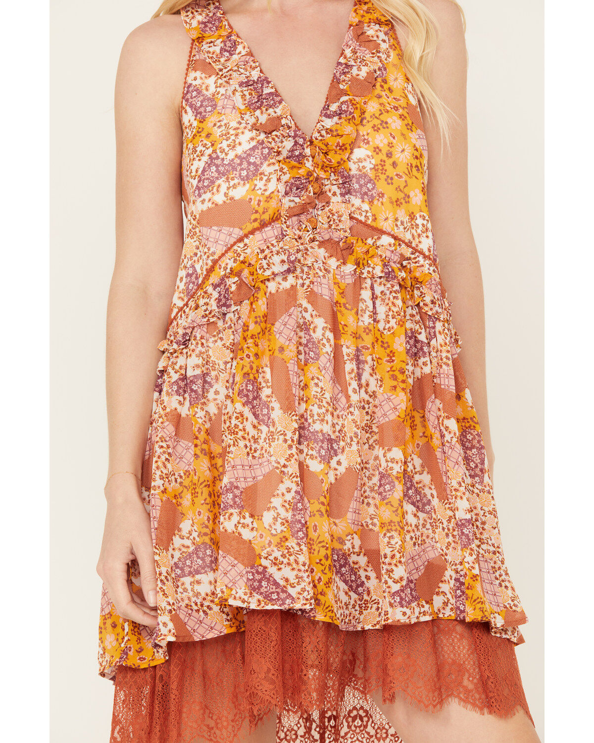 Miss Me Women's Floral Print Lace Sleeveless Mini Dress