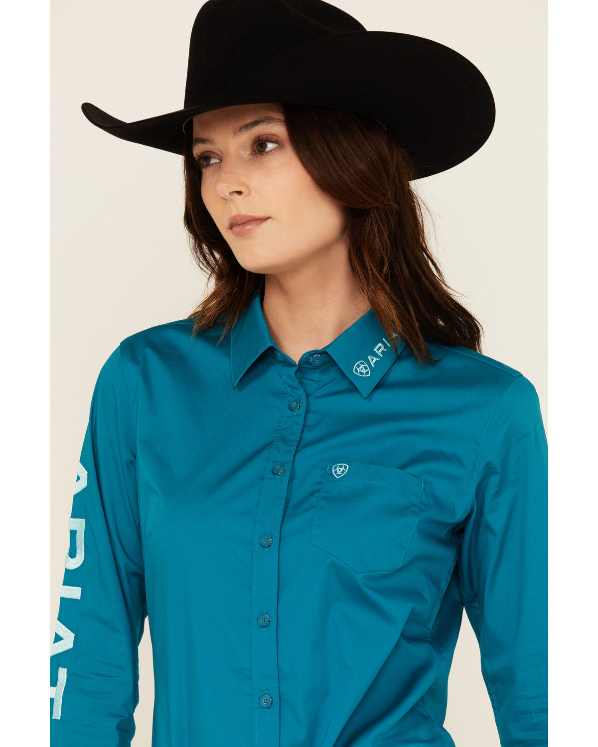 Ariat Women's Team Kirby Logo Long Sleeve Button-Down Stretch Western Shirt
