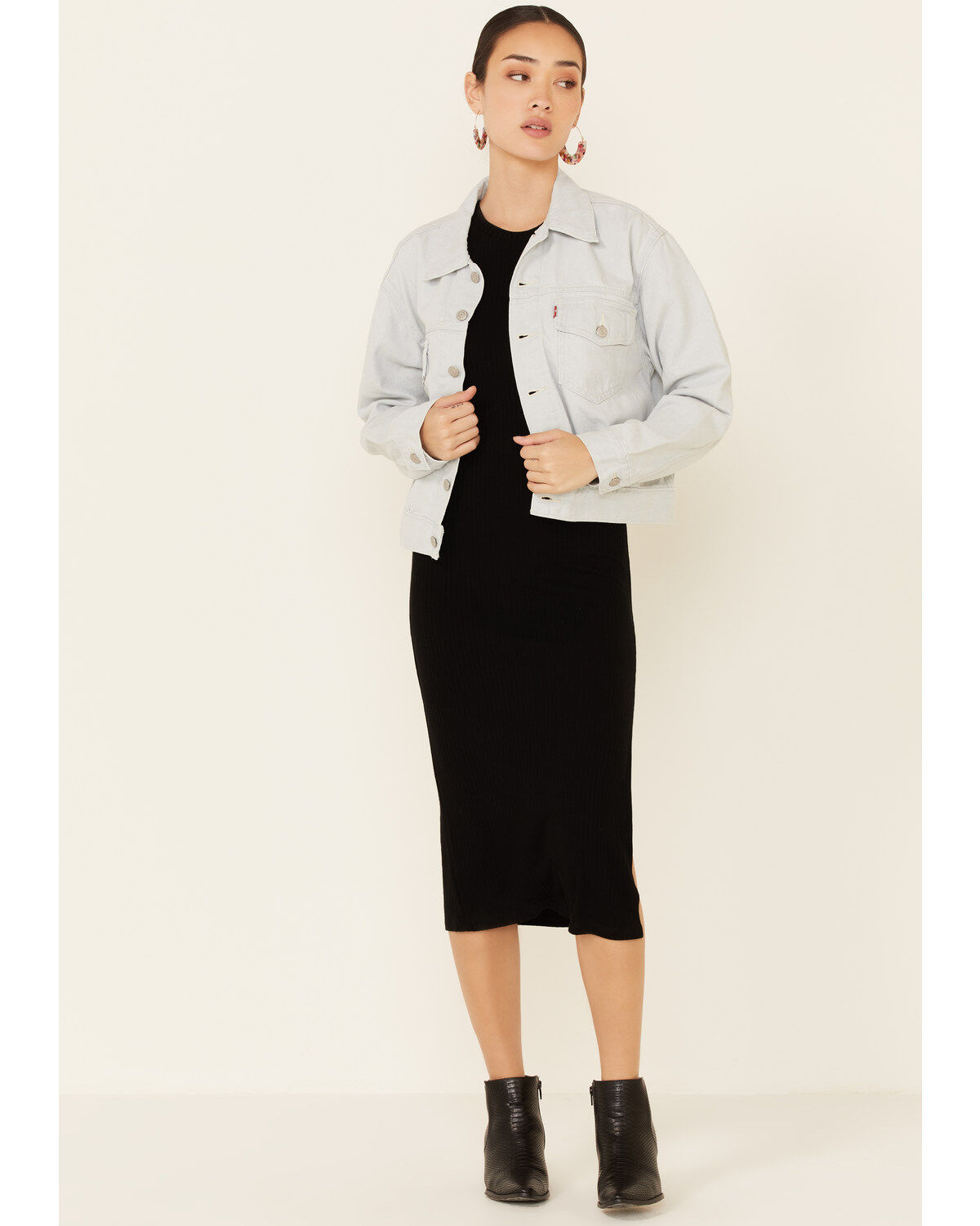 Levi's Women's Waste Not Light Wash Denim Button-Front Oversized Trucker Jacket
