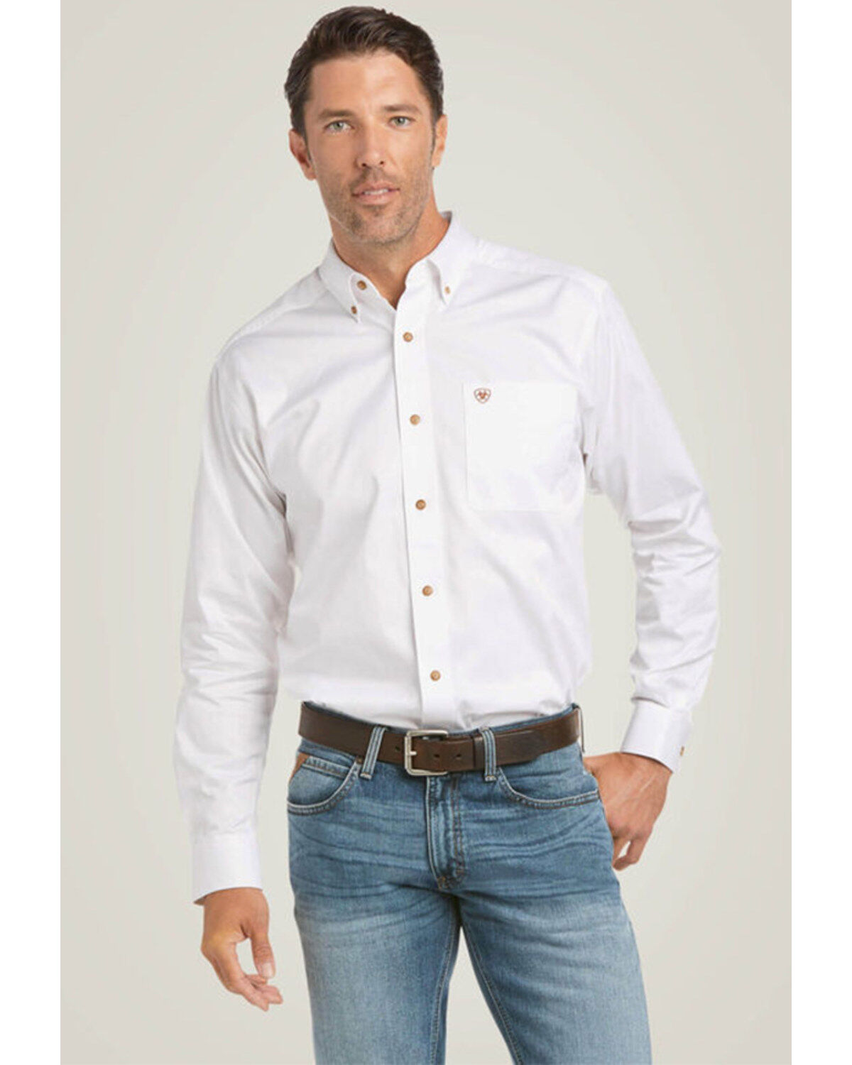 Ariat Men's Solid Twill Fitted Long Sleeve Button-Down Western Shirt