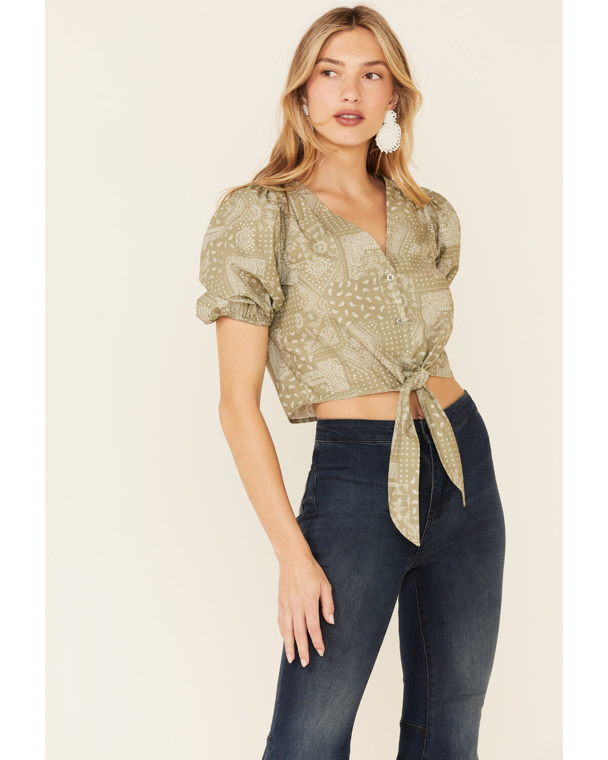 Very J Women's Scarf Print Tie-Bottom Short Sleeve Crop Top