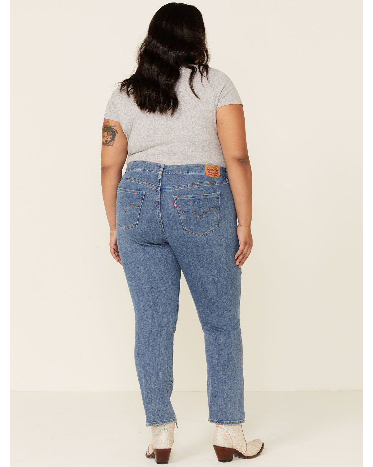Levi's Women's Late Afternoon Medium Wash Classic Straight Jeans- Plus