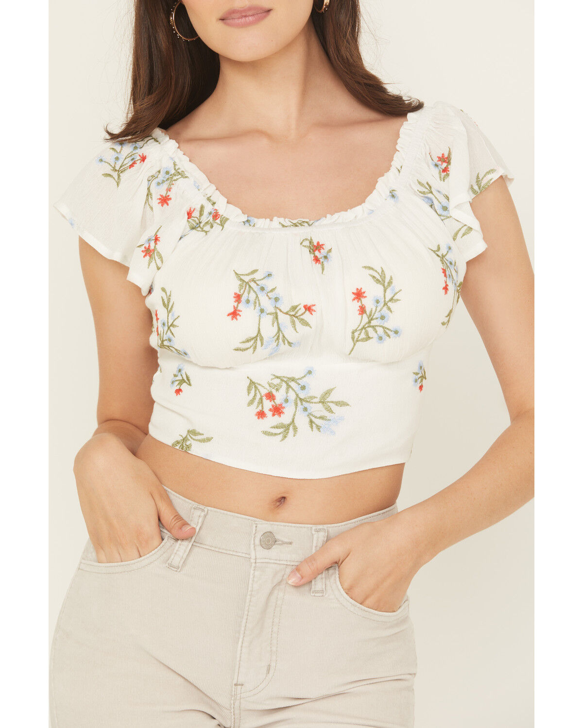 Wild Moss Women's Floral Embroidered Short Sleeve Cropped Shirt