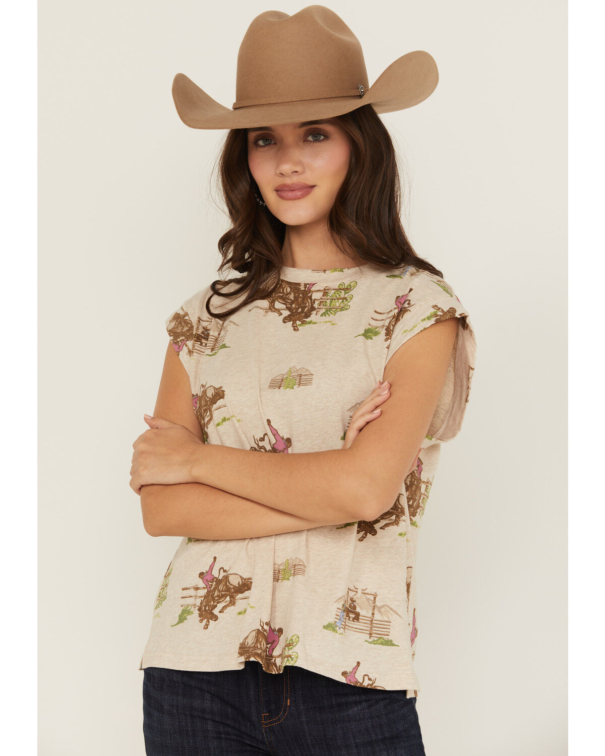 Ariat Women's Conversational Print Short Sleeve Graphic Tee