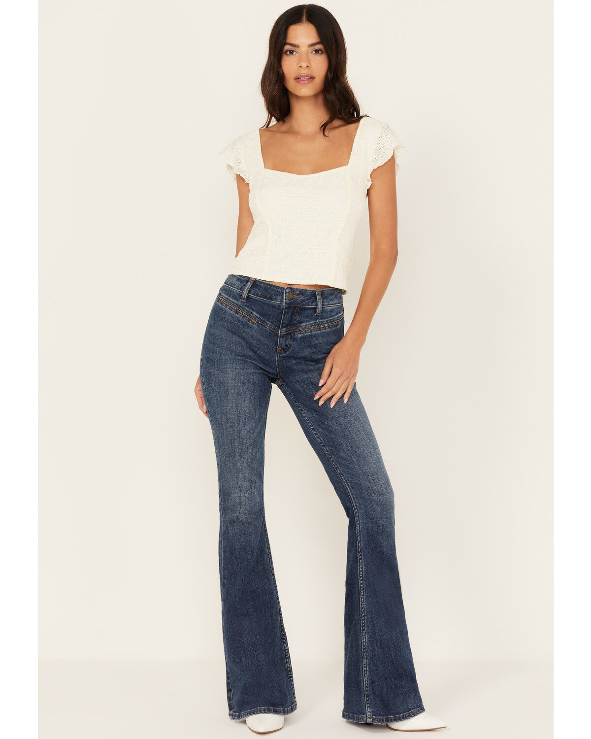 Idyllwind Women's Carvell Medium Wash Gypsy High Rise Stretch Flare Jeans