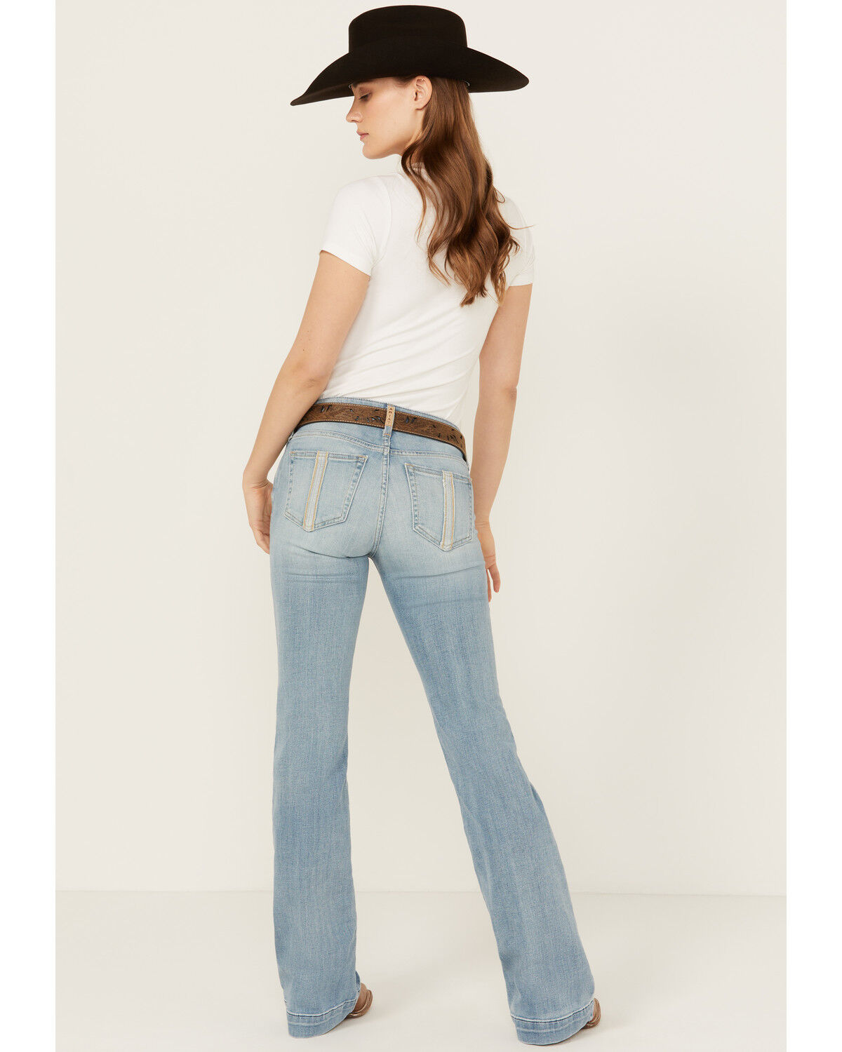 Ariat Women's Nia Light Wash Perfect Rise Slim Trouser Stretch Denim Jeans