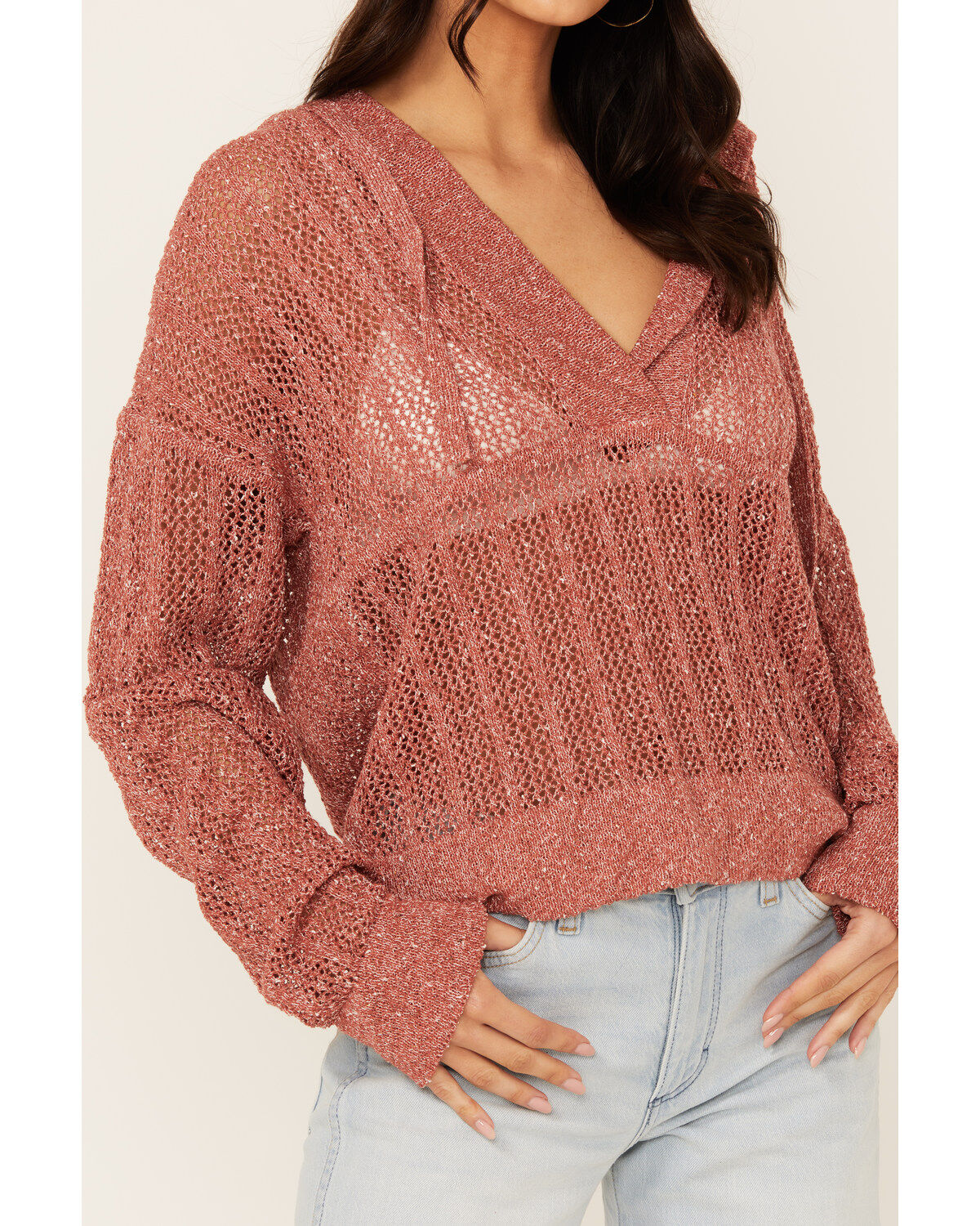 Cleo + Wolf Women's Blythe Deep V Weave Hooded Pullover