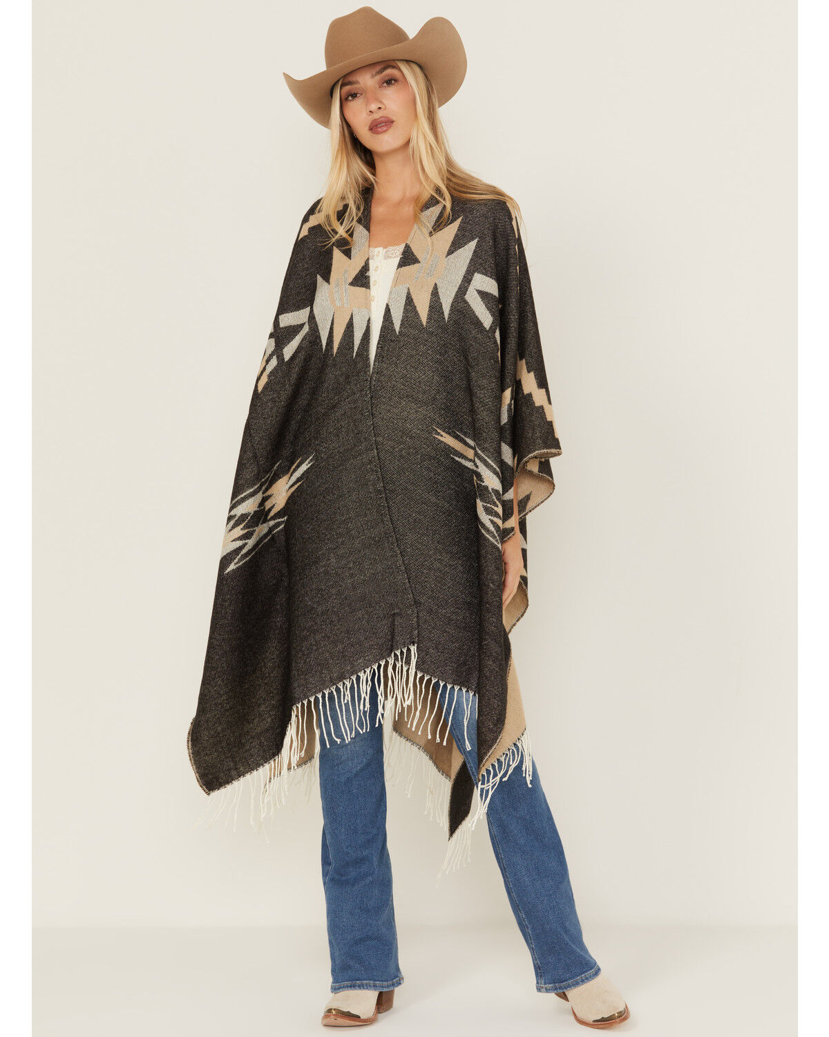 Idyllwind Women's Waterford Southwestern Print Fringe Shawl