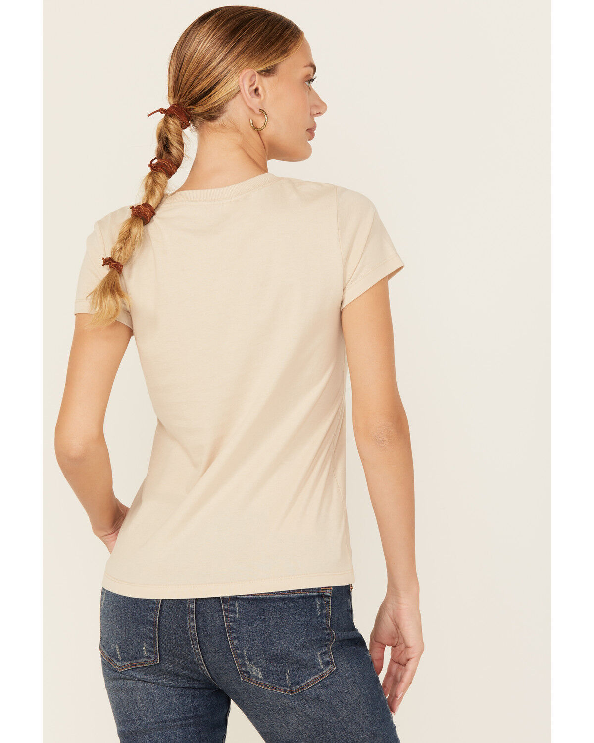 Shyanne Women's Heading South Short Sleeve Graphic Tee