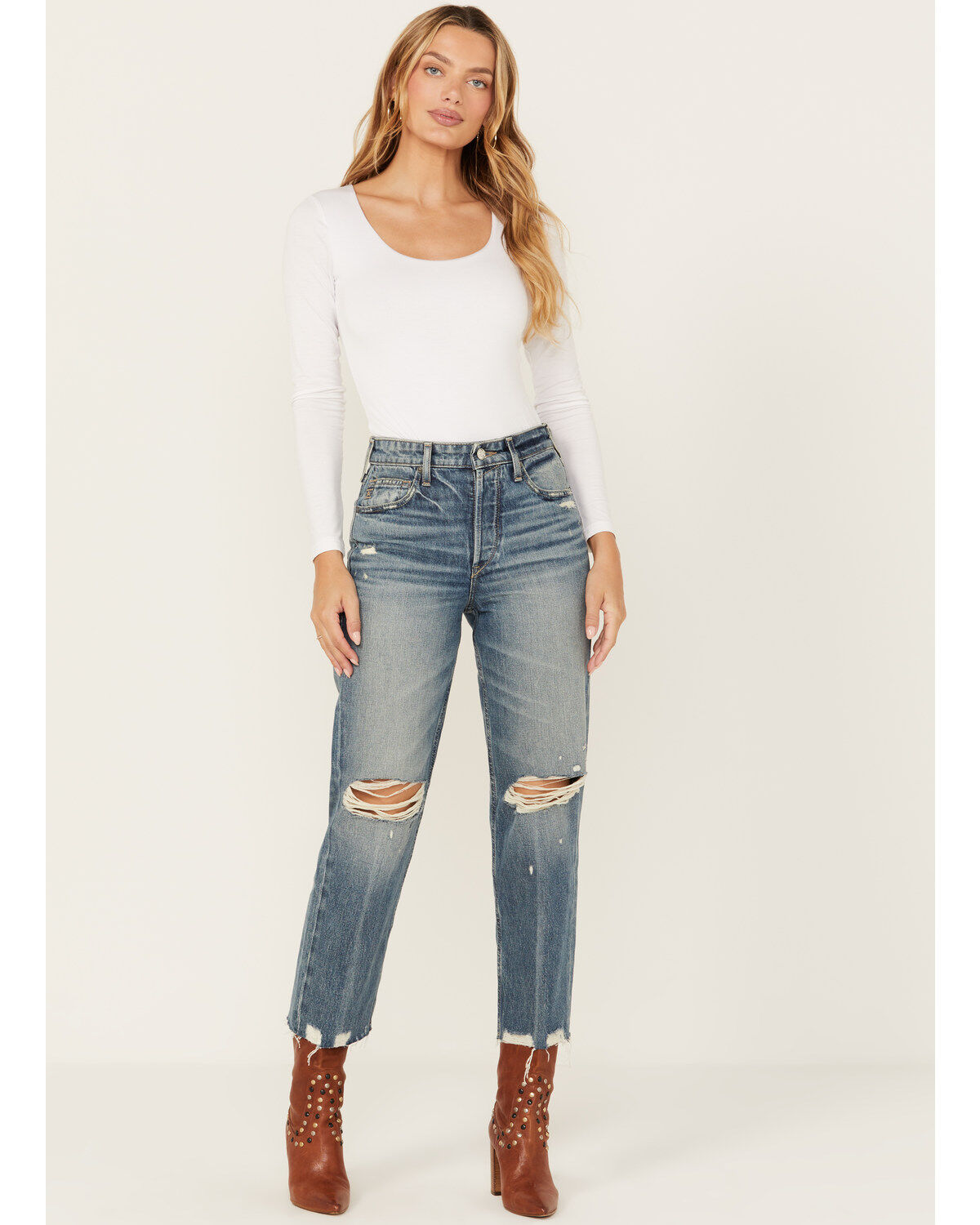 Ariat Women's Medium Wash Ultra High Rise Tomboy Relaxed Straight Jeans