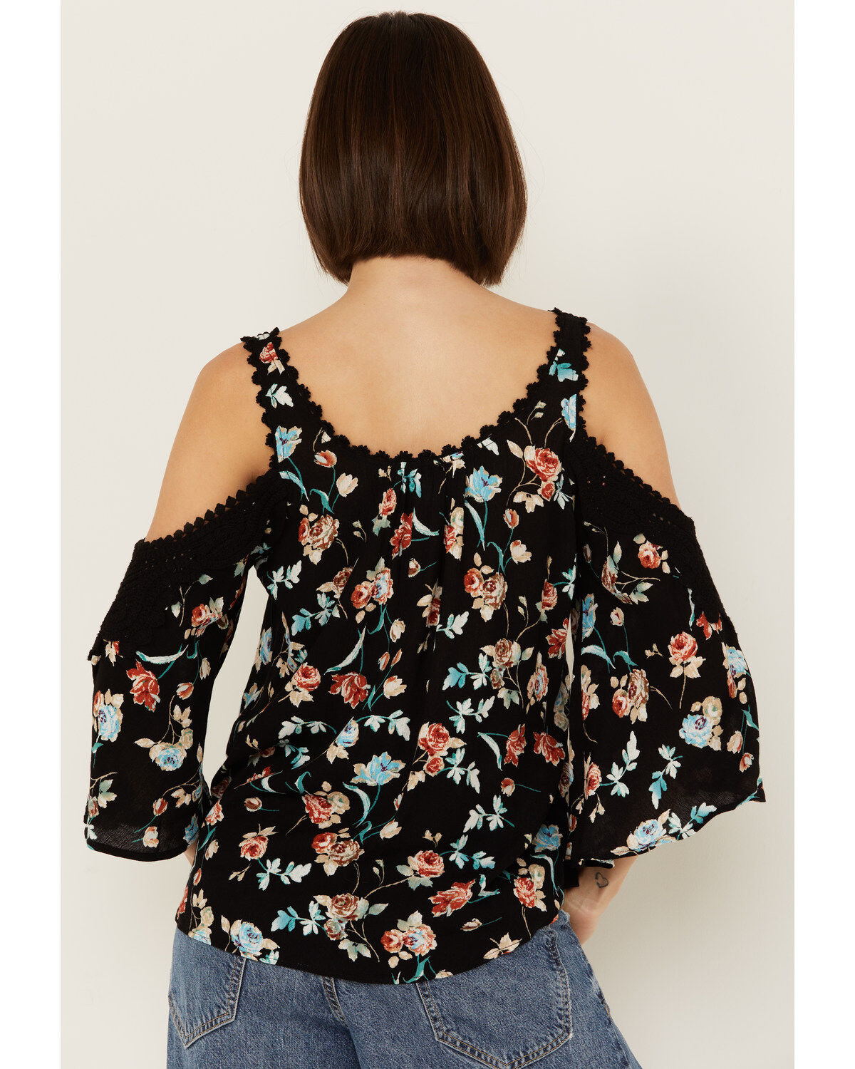 Wild Moss Women's Floral Print Crochet Cold Shoulder Top