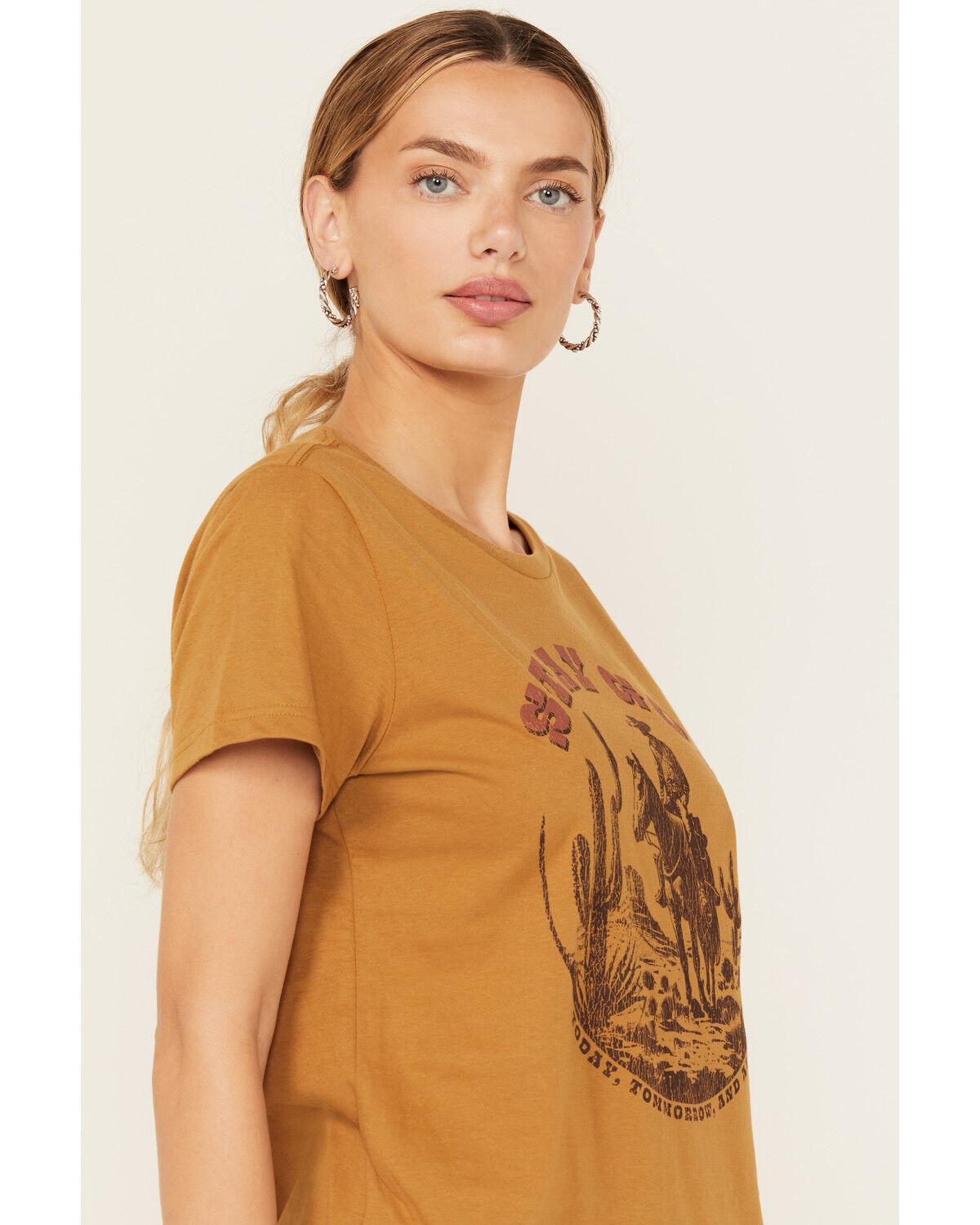 Ariat Women's Gold Cowboy Short Sleeve Graphic Tee