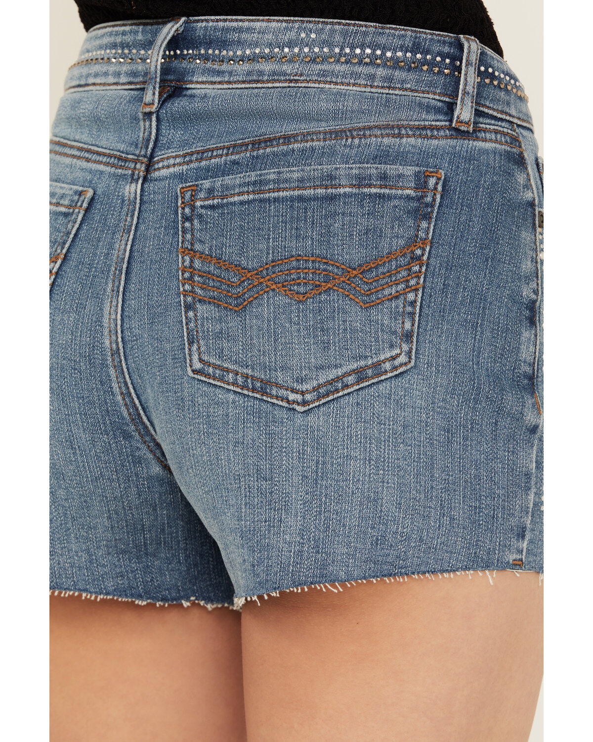 Idyllwind Women's Medium Wash Ivy High Rise Embellished Cutoff Stretch denim Shorts