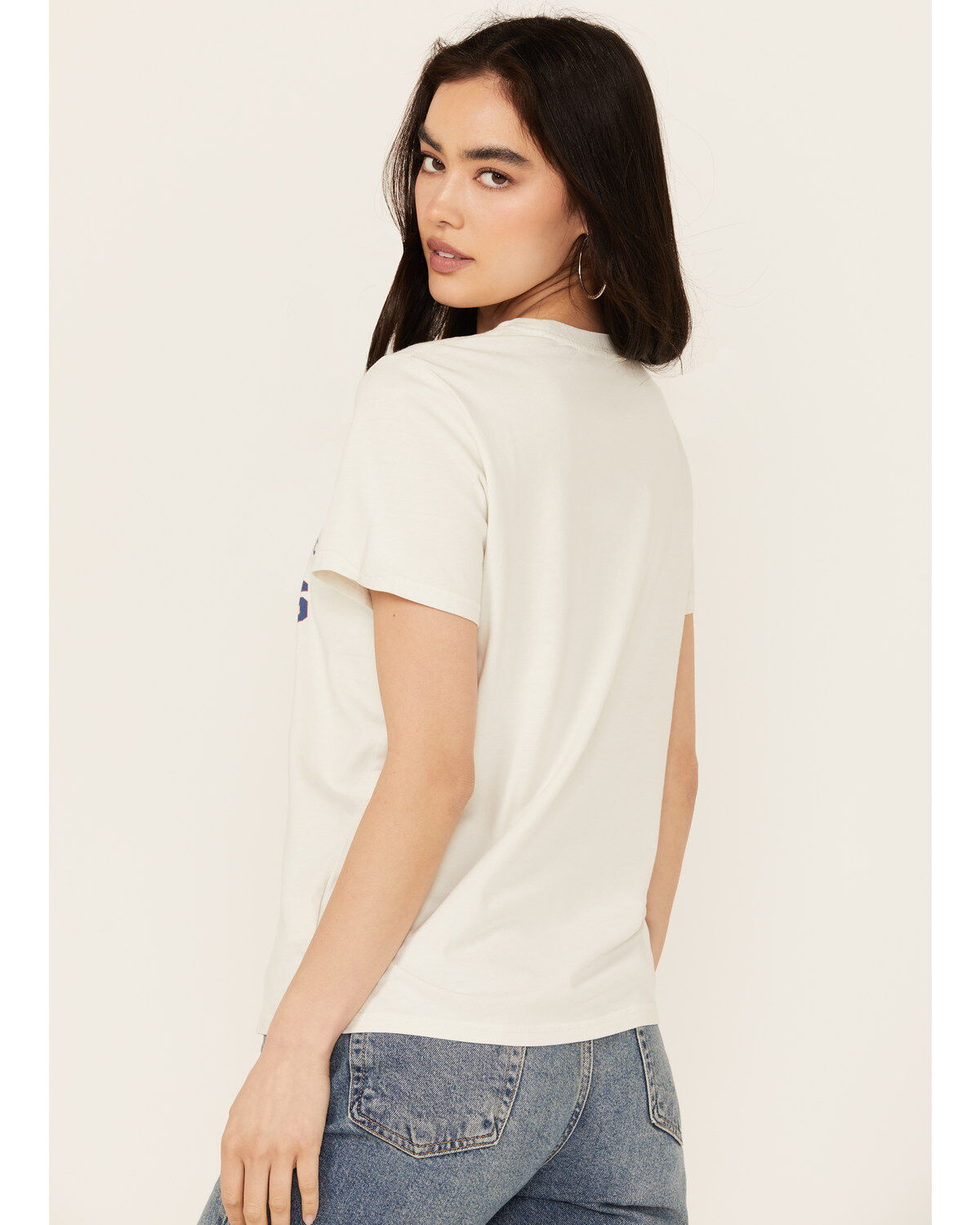 Wrangler Women's Modern Logo Short Sleeve Graphic Tee