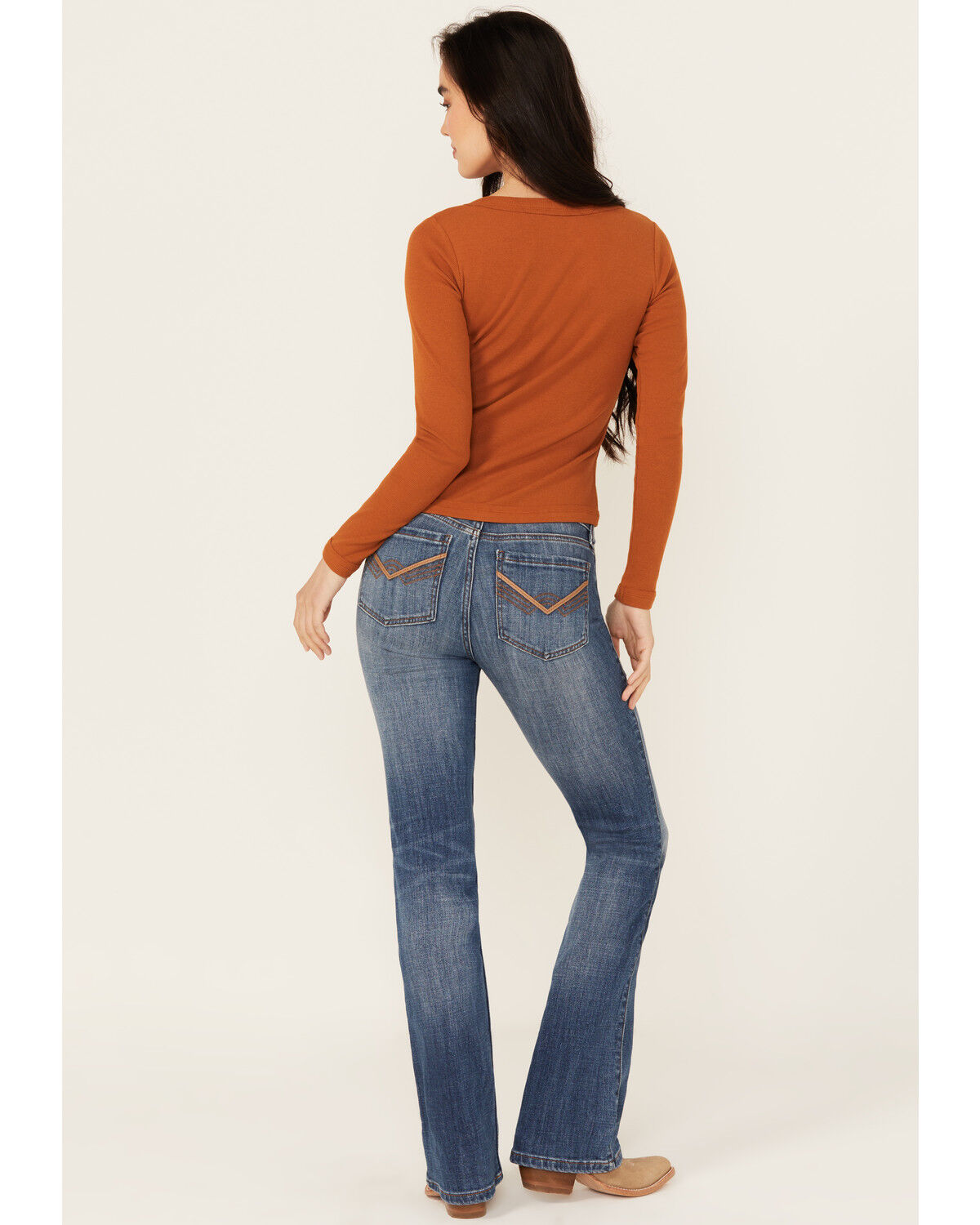 Idyllwind Women's Bayside Medium Wash Mid Rise Bootcut Stretch Denim Jeans