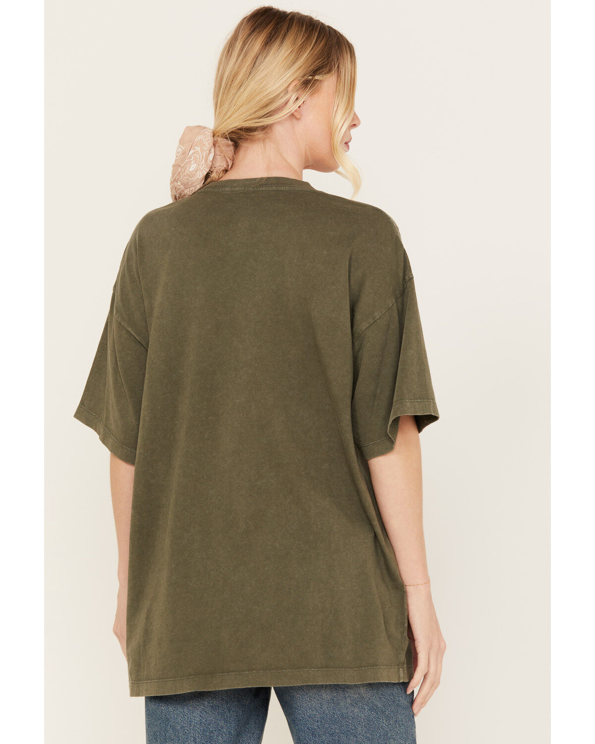 Cleo + Wolf Women's Moonlight Chased Oversized Graphic Tee