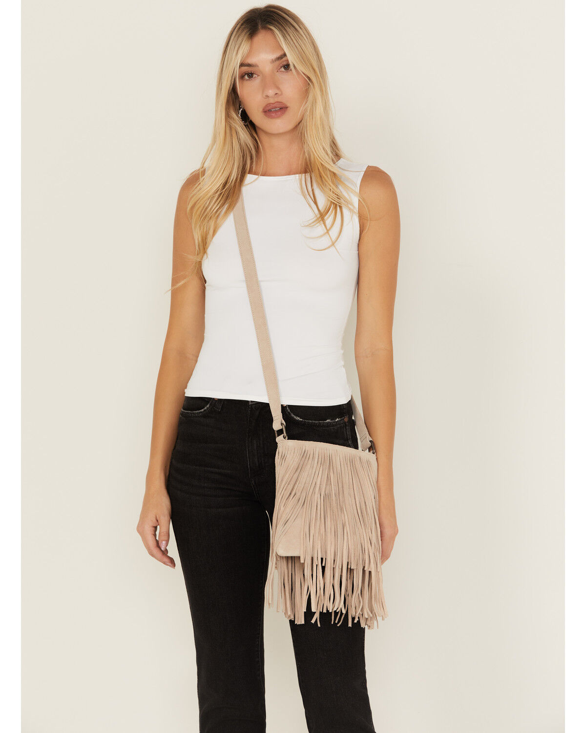 Idyllwind Women's Camarillo Fringe Suede Crossbody Bag
