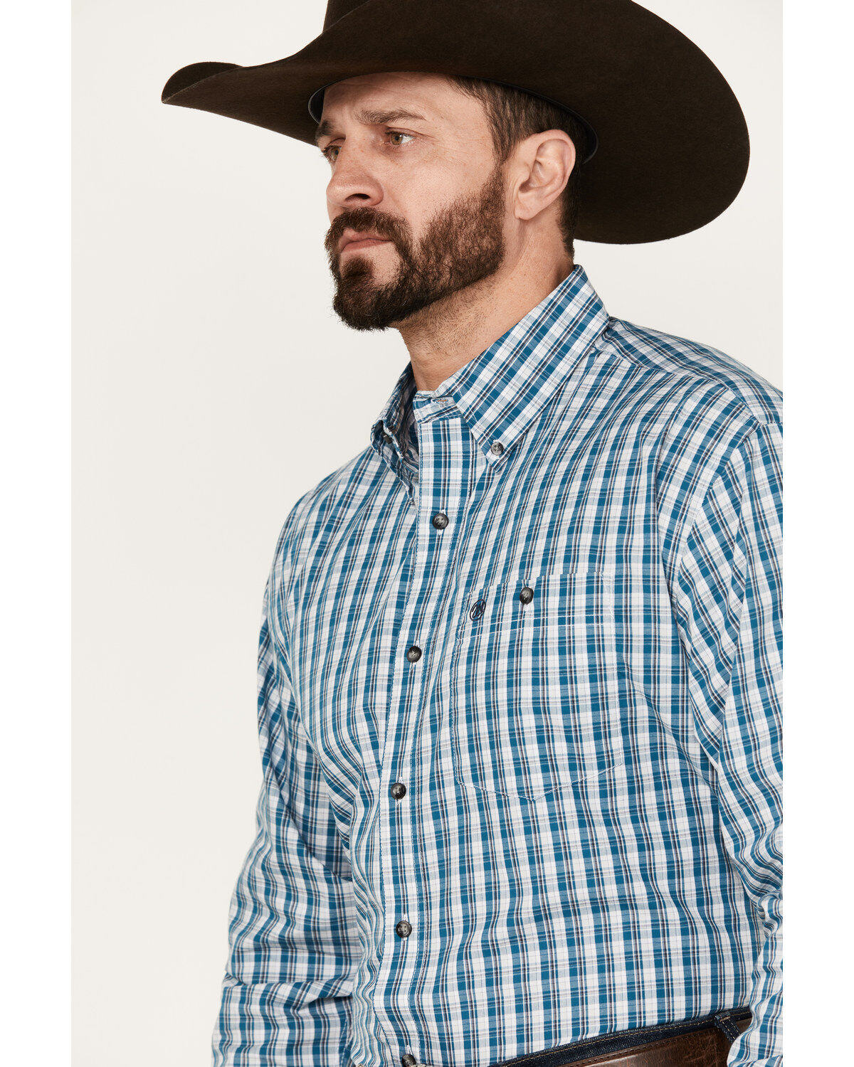 Wrangler Men's Classic Plaid Long Sleeve Button Down Western Shirt