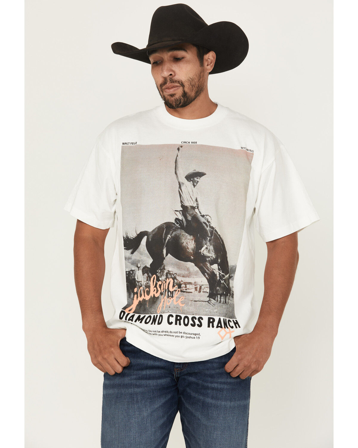 Diamond Cross Ranch Men's Graffiti Short Sleeve Graphic T-Shirt