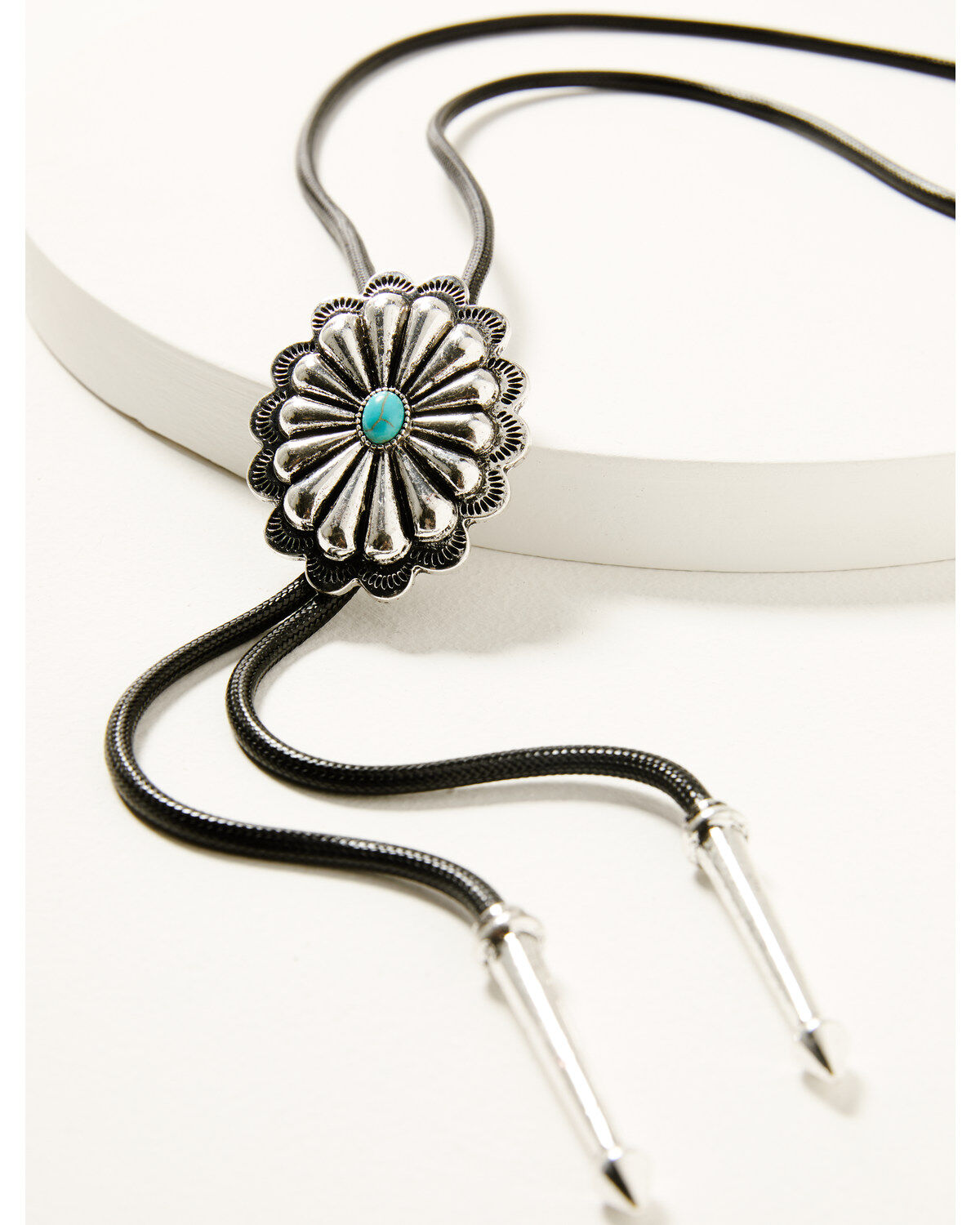 Shyanne Women's Concho Bolo Tie