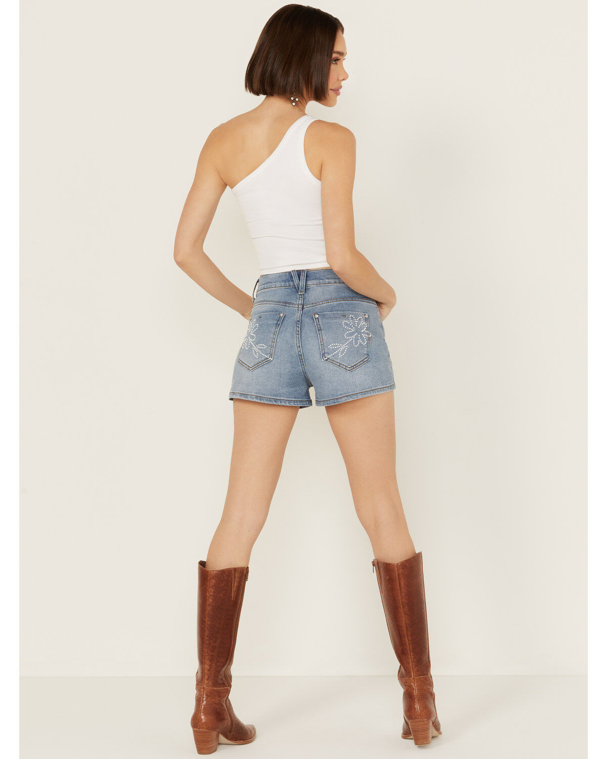 Vibrant Denim Women's Medium Wash High Rise Floral Embellished Denim Shorts