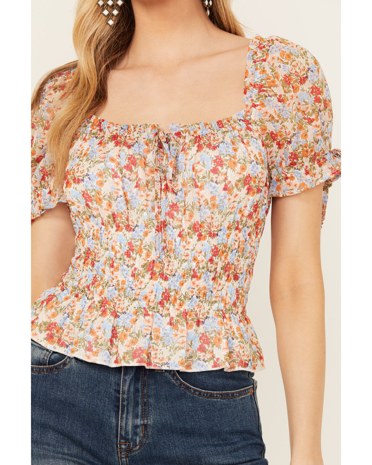 Ash & Violet Women's Short Sleeve Floral Smocked Crop Top