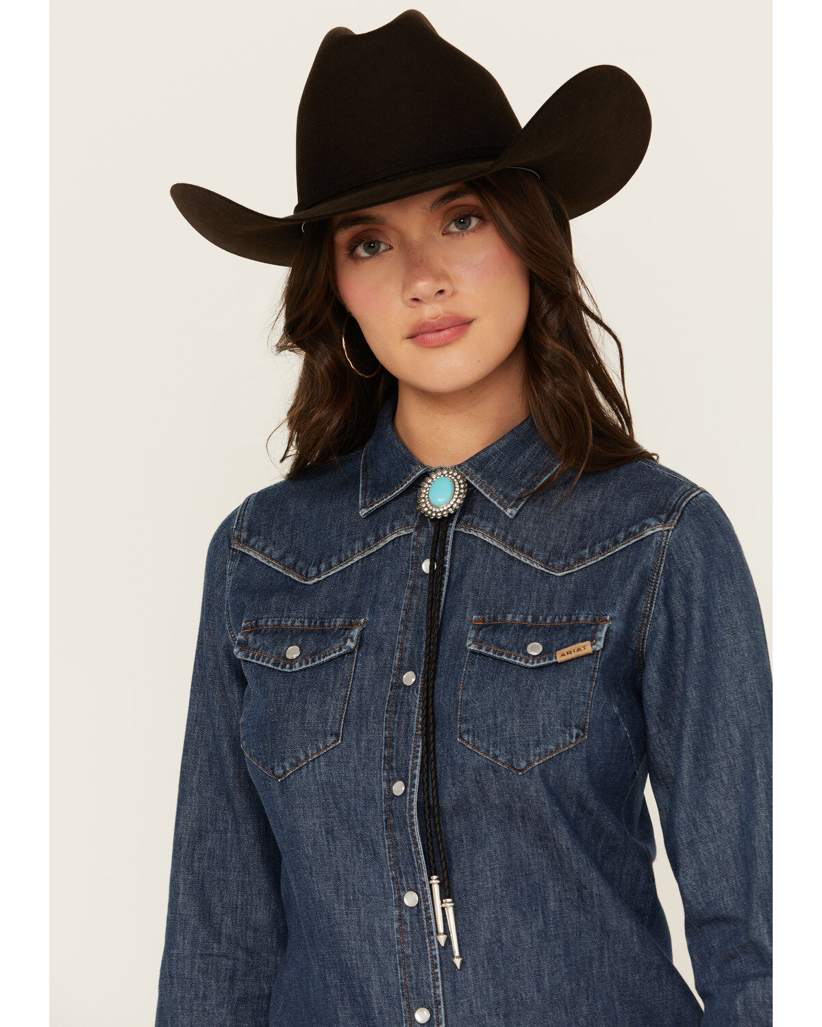 Shyanne Women's Rhinestone Concho Bolo Tie