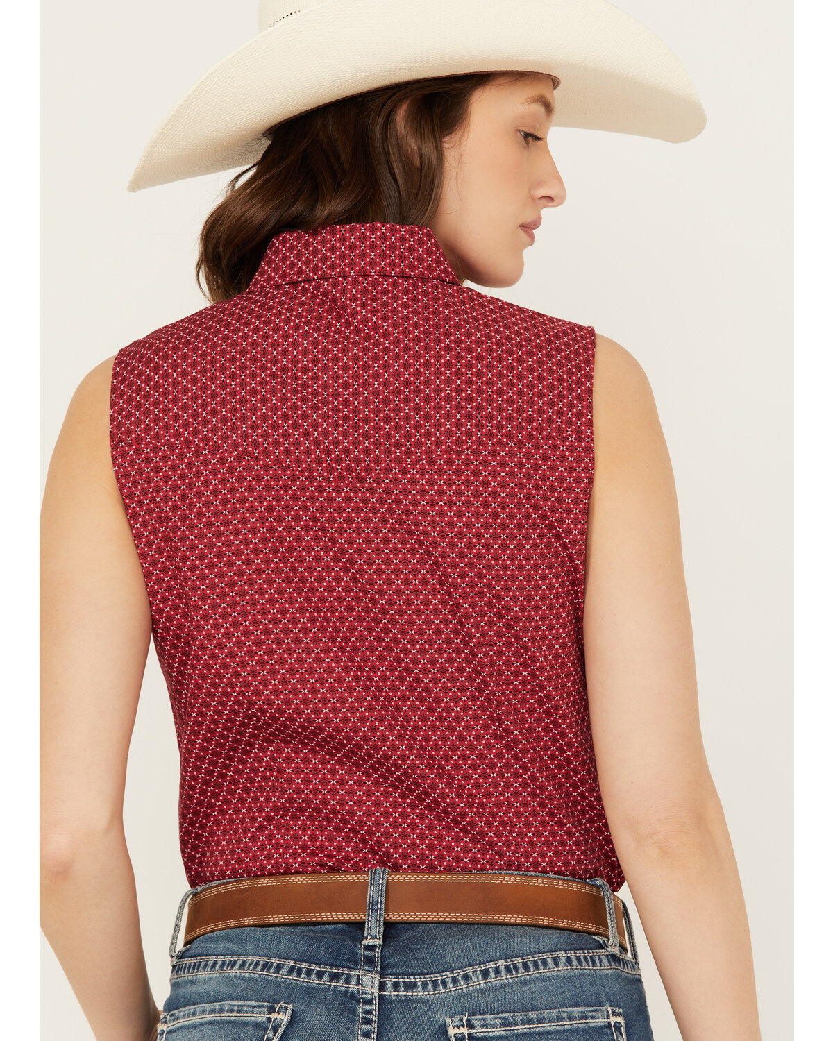 Ely Walker Women's Geo Print Sleeveless Pearl Snap Western Shirt