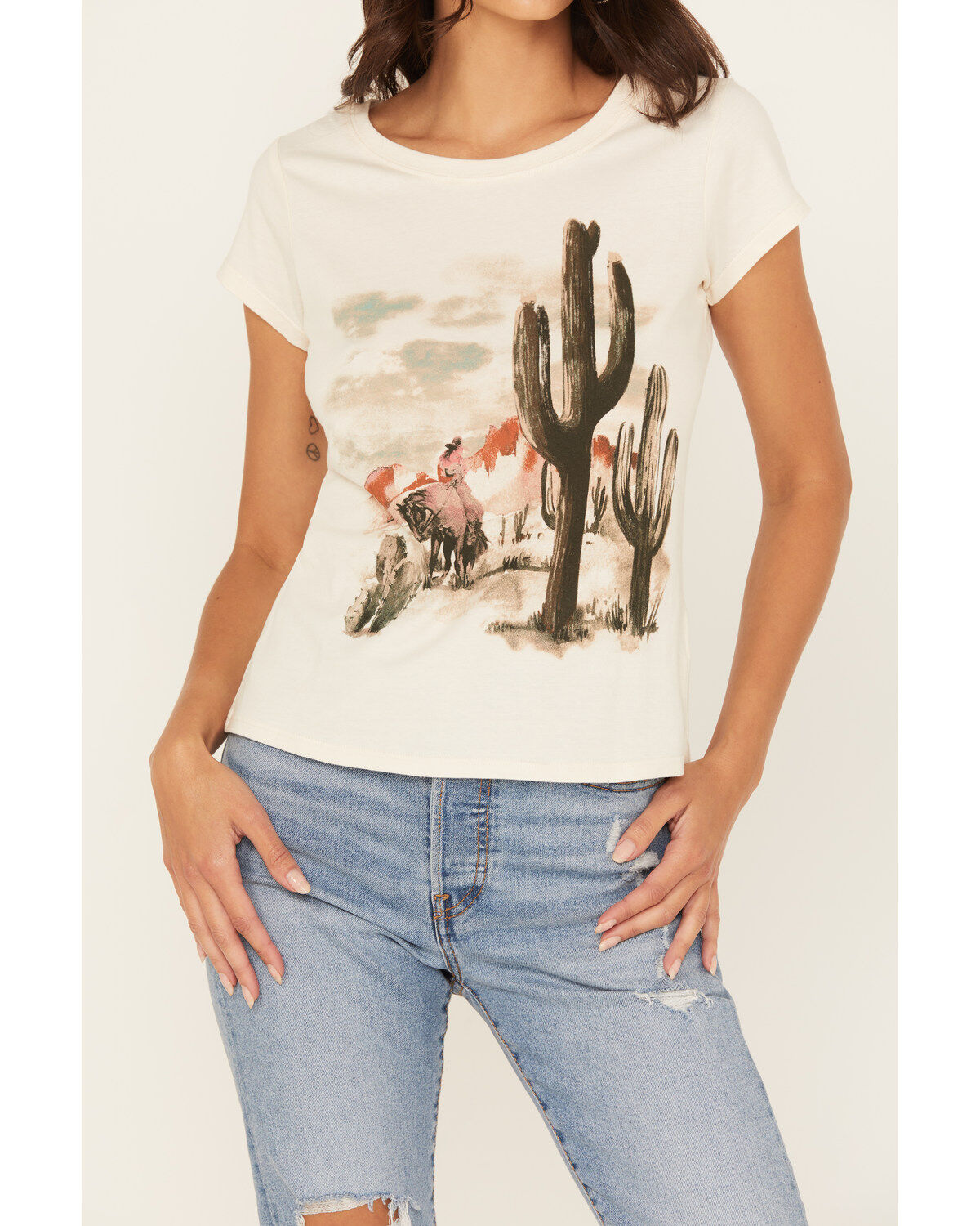 Shyanne Women's Cactus Short Sleeve Graphic Tee