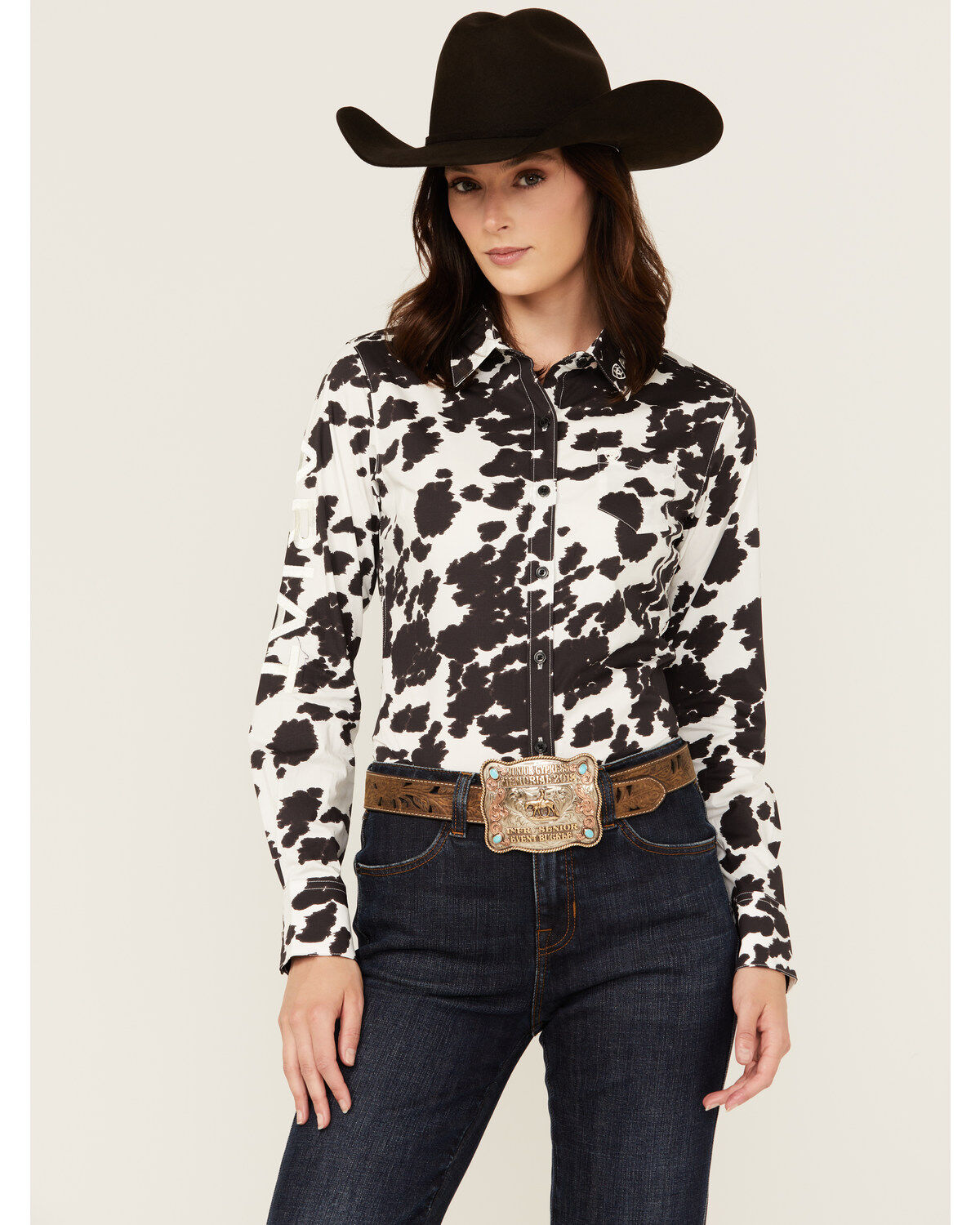 Ariat Women's Cow Print Wrinkle Resist Team Kirby Long Sleeve Button-Down Stretch Western Shirt