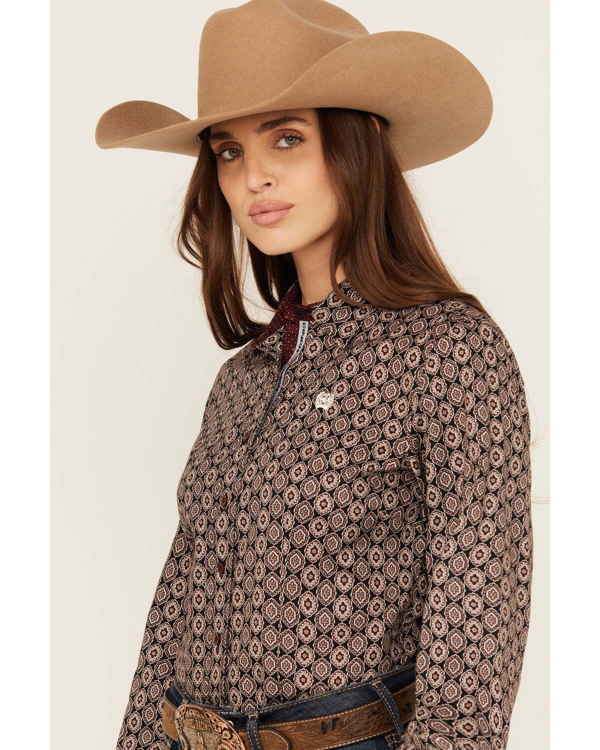 Cinch Women's Medallion Print Long Sleeve Button-Down Western Shirt