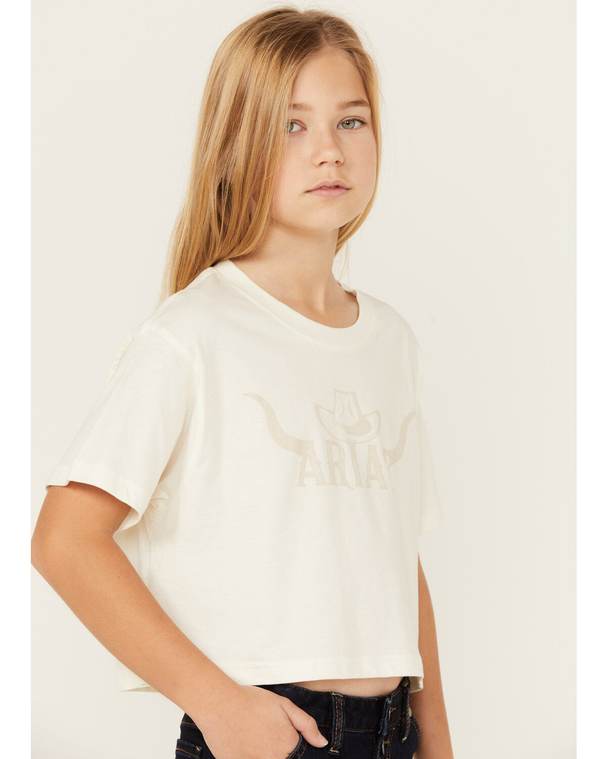 Ariat Girls' Logo Short Sleeve Graphic Cropped Tee