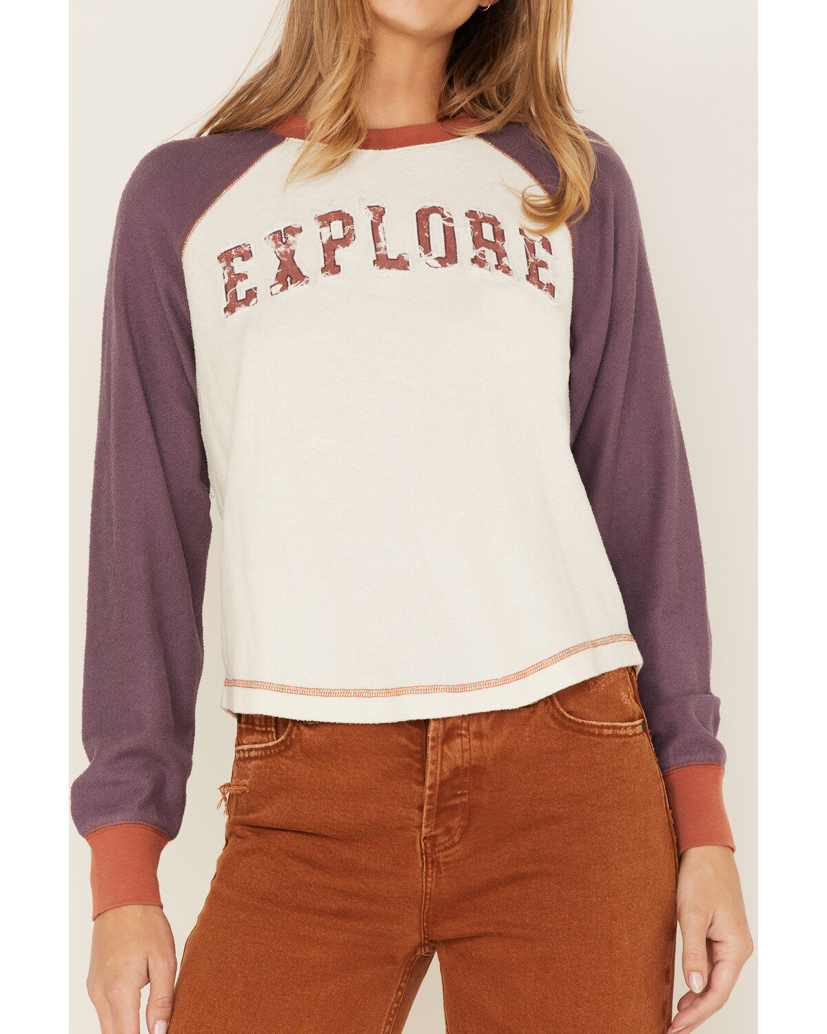 Cleo + Wolf Women's Explore Novelty Raglan Shirt