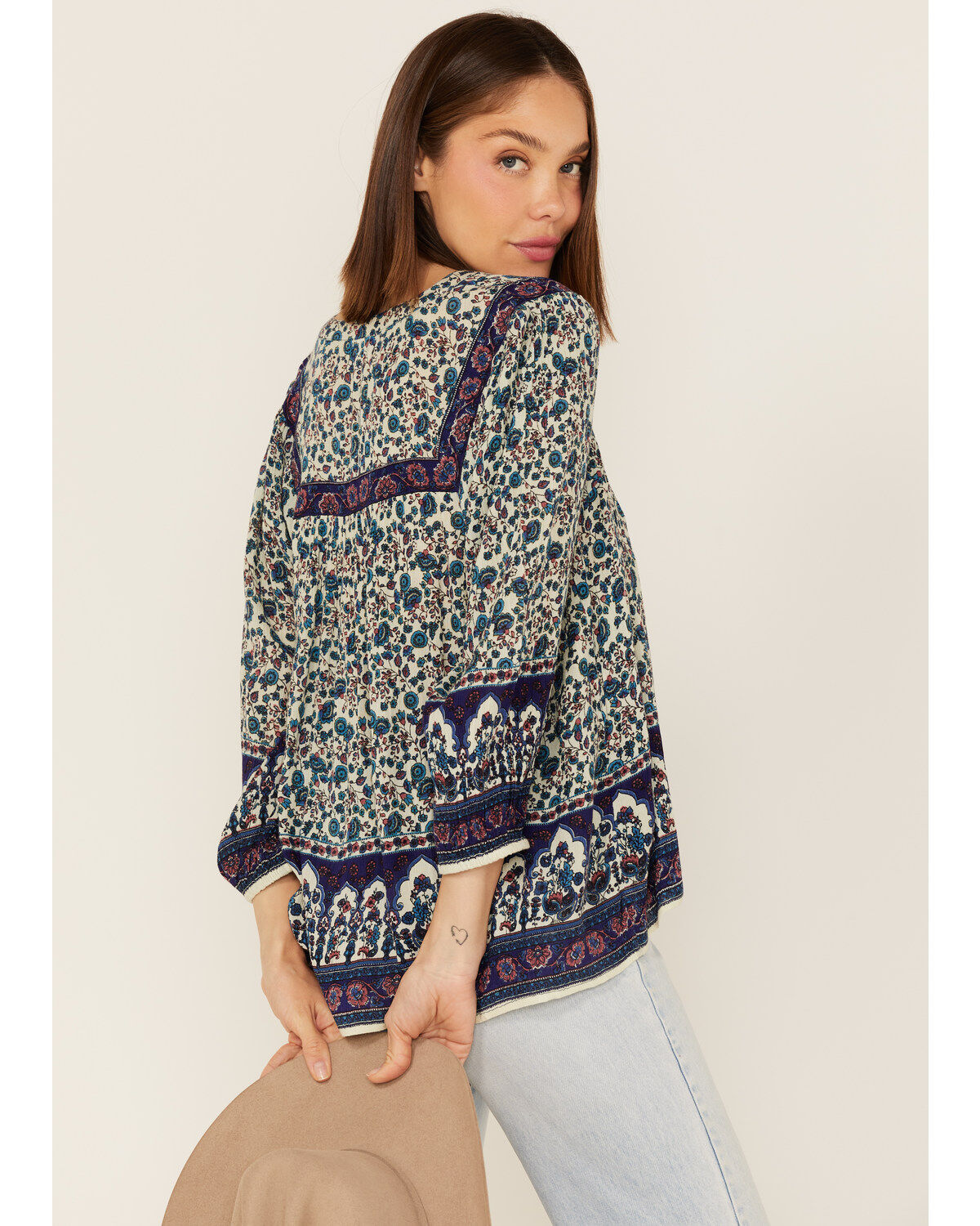 Bila Women's Floral Print Long Sleeve Shirt