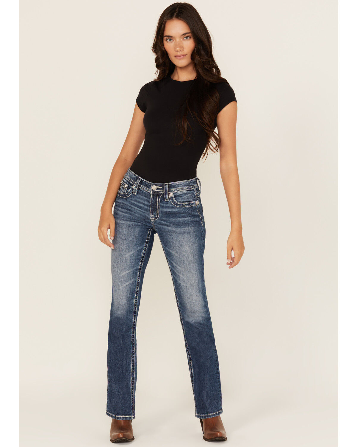 Miss Me Women's Medium Wash Mid Rise Geo Pocket Bootcut Stretch Denim Jeans