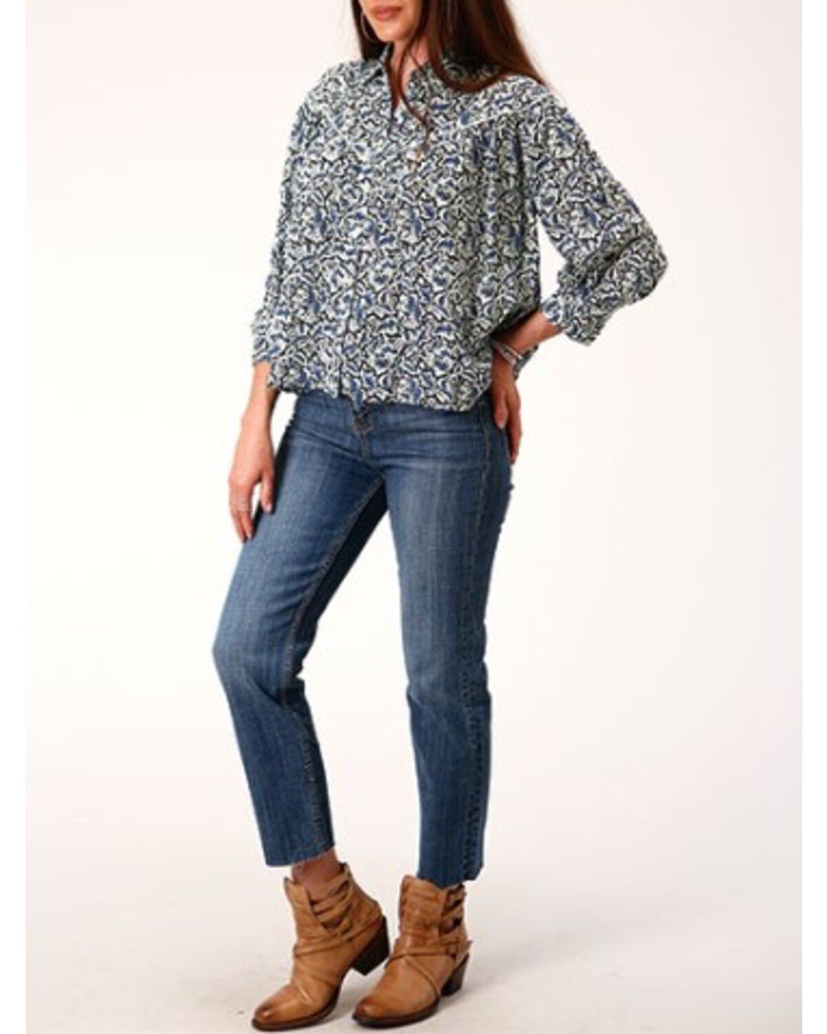 Stetson Women's Floral Long Sleeve Blouse