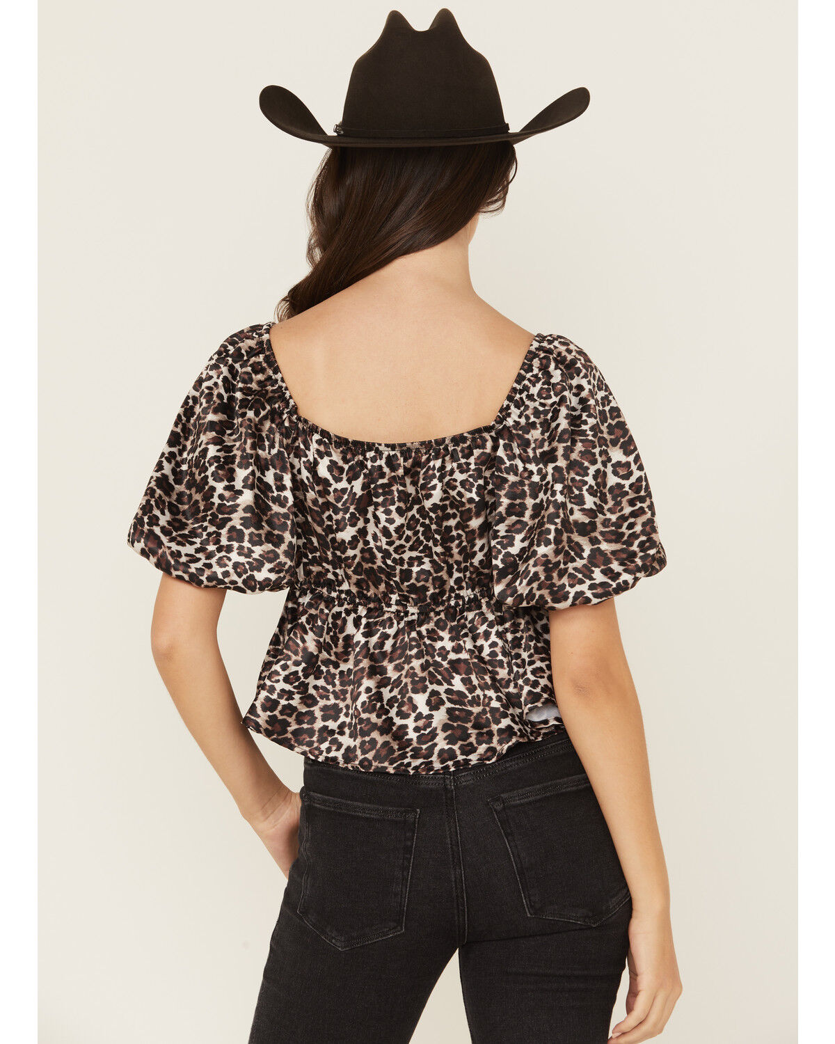 Originality Women's Leopard Print Short Sleeve Top