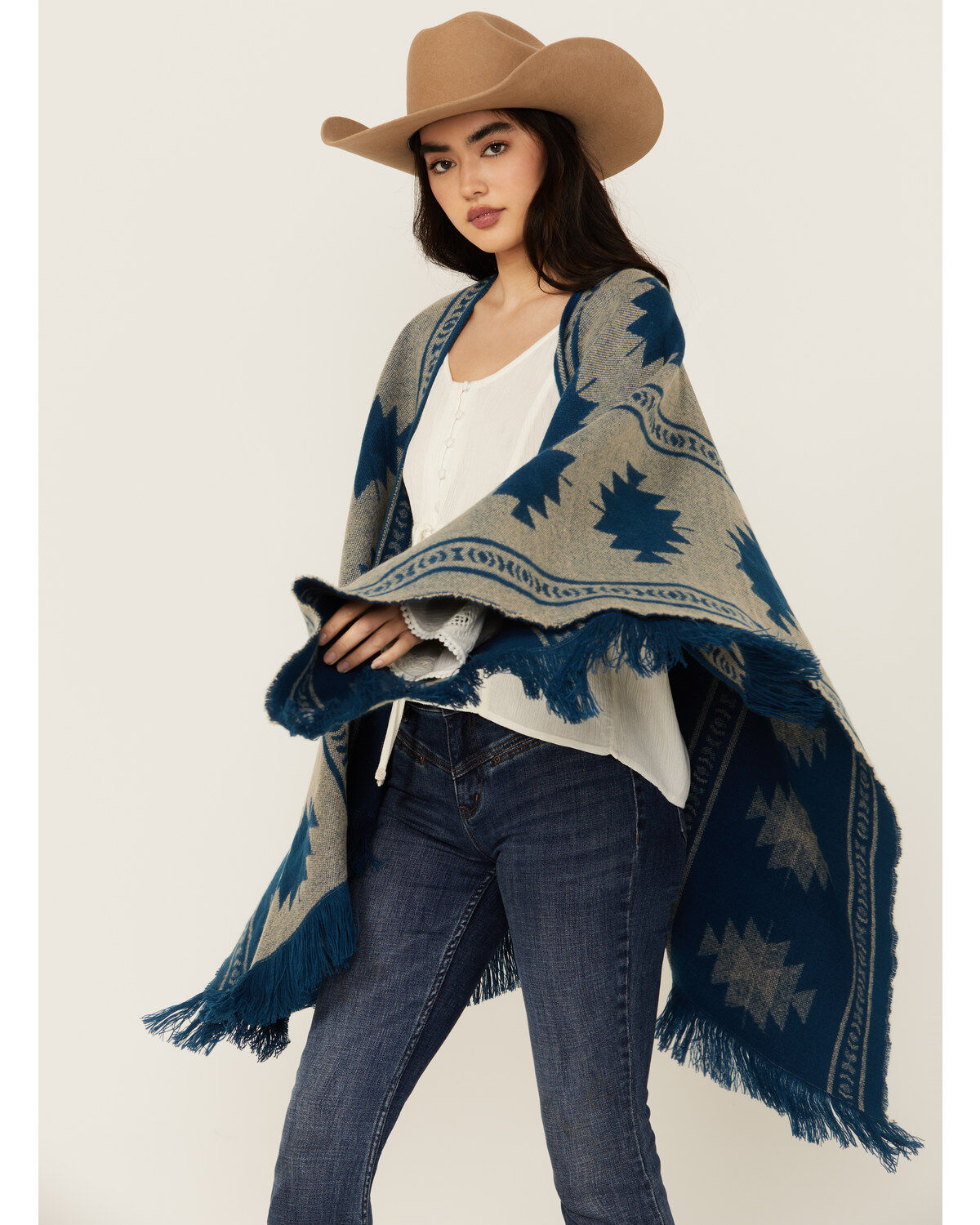 Idyllwind Women's Fesslers Reversible Shawl