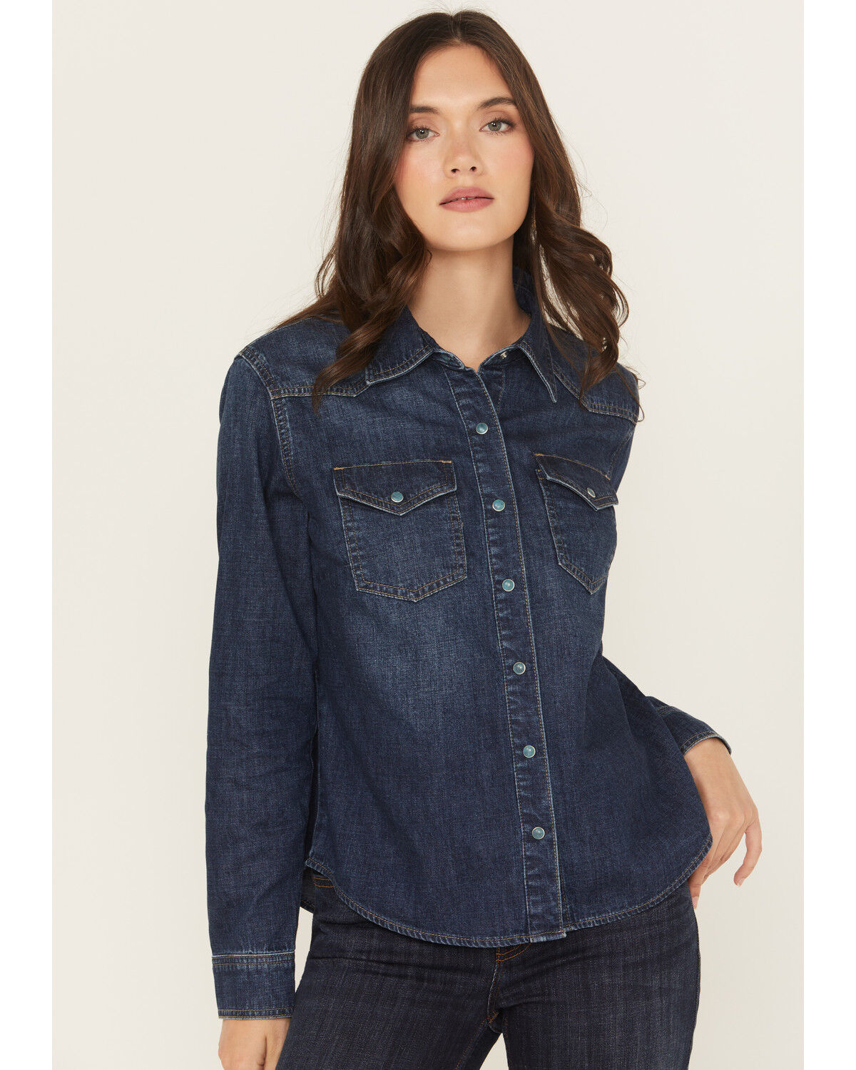 Idyllwind Women's Abbott Dark Wash Chambray Long Sleeve Snap Western Shirt