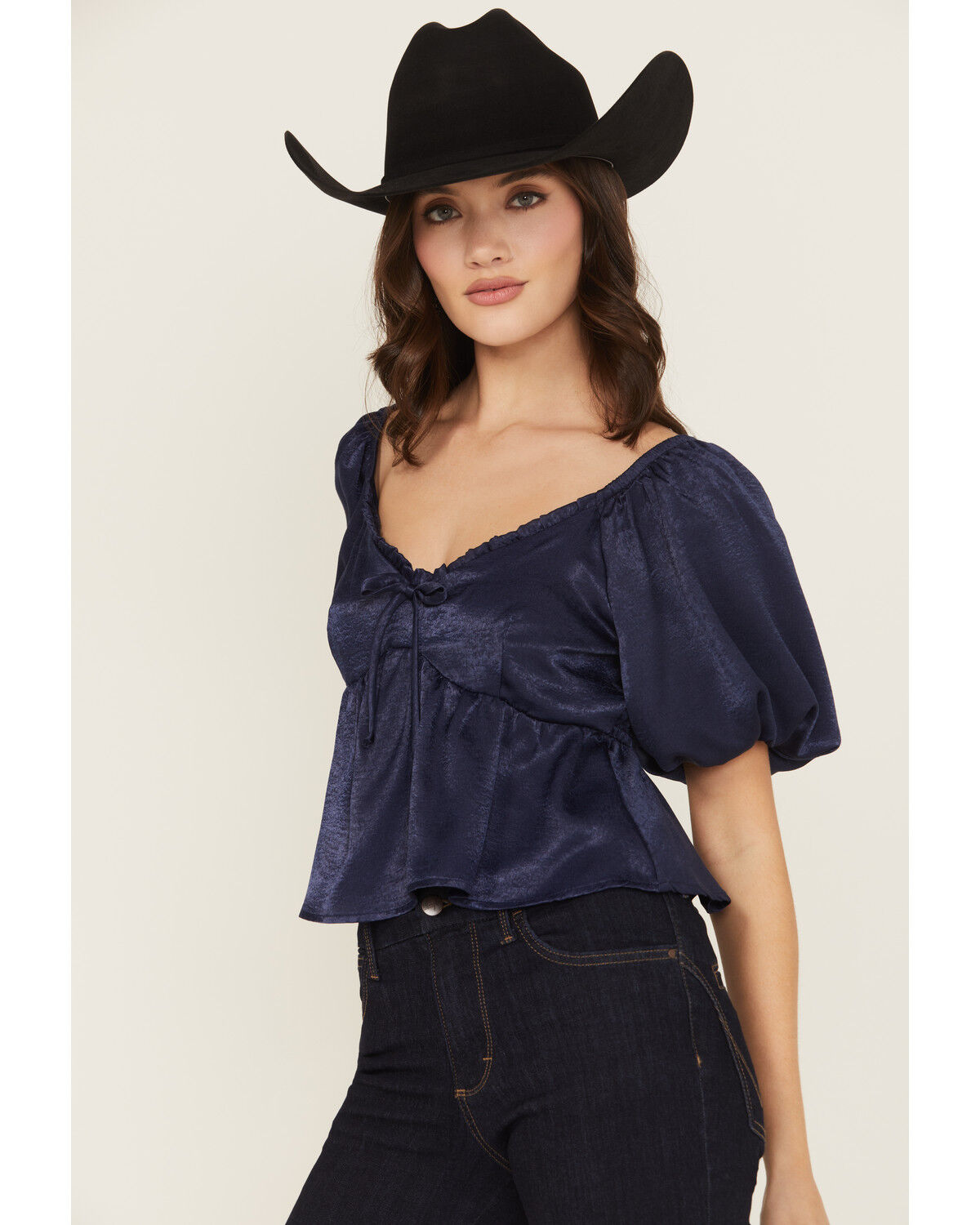 Shyanne Women's Solid Puff Sleeve Top