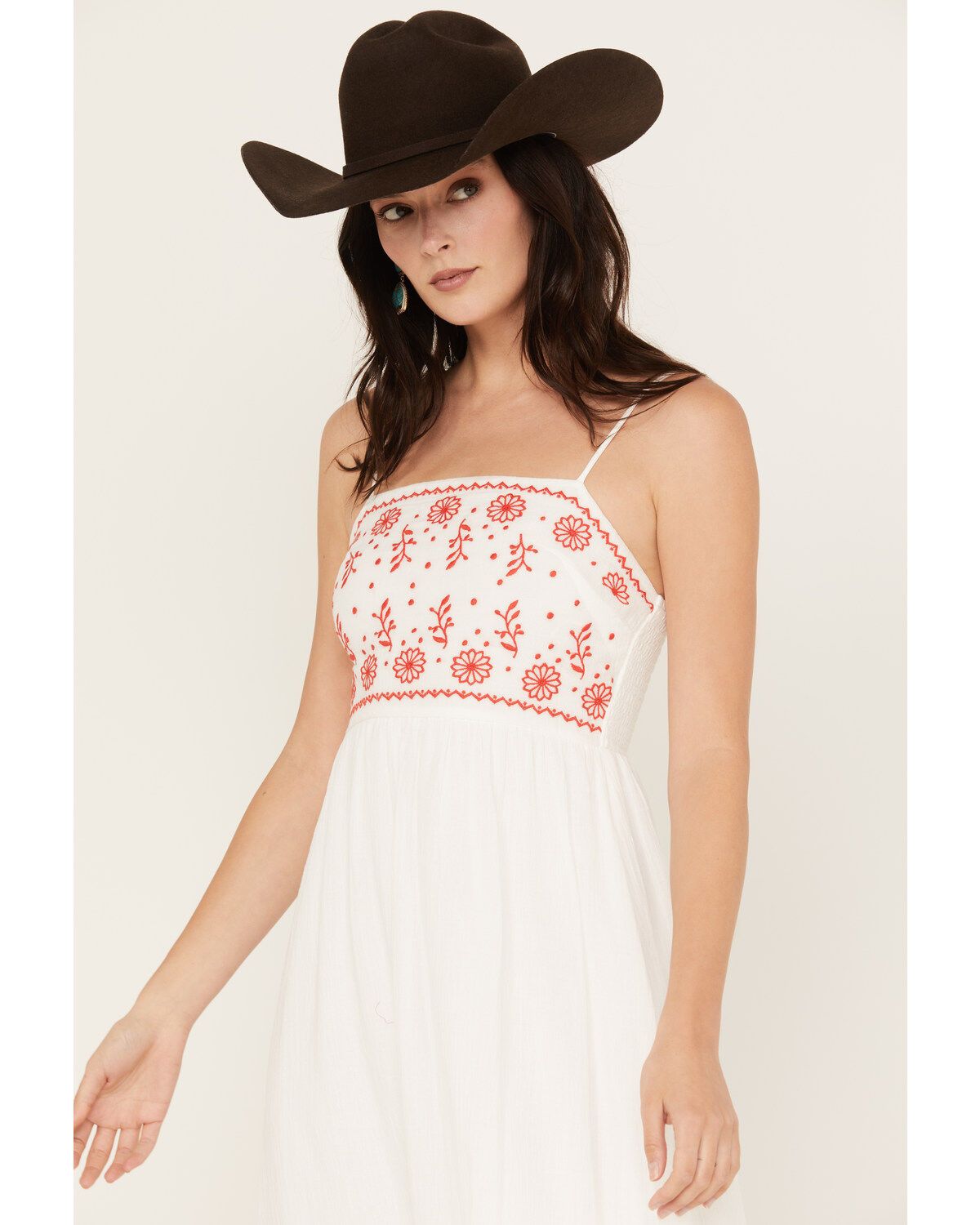 Yura Women's Sleeveless Embroidered Midi Dress