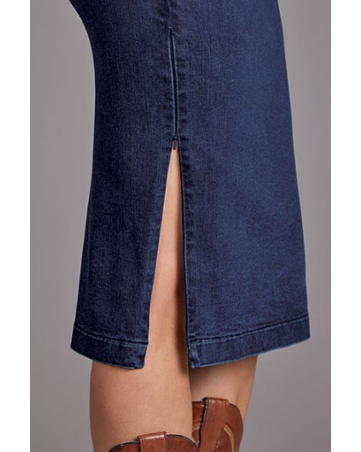 Stetson Women's Dark Wash Spring I Denim Midi Pencil Skirt