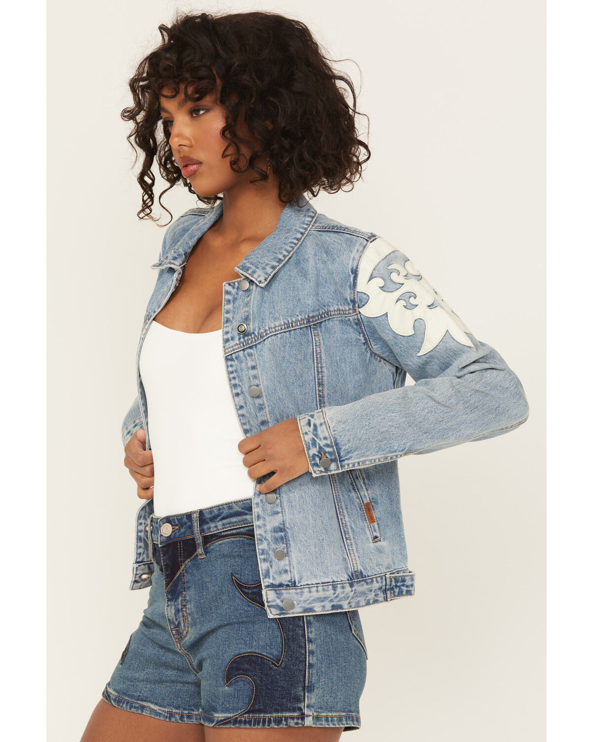Rock & Roll Denim Women's Light Wash Pleather Fringe Denim Jacket