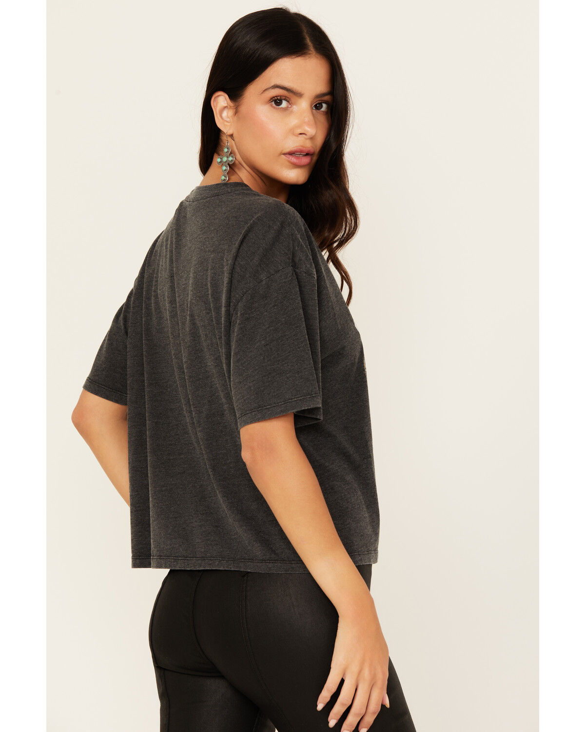 Shyanne Women's Chain Front Whiskey Short Sleeve Graphic Tee