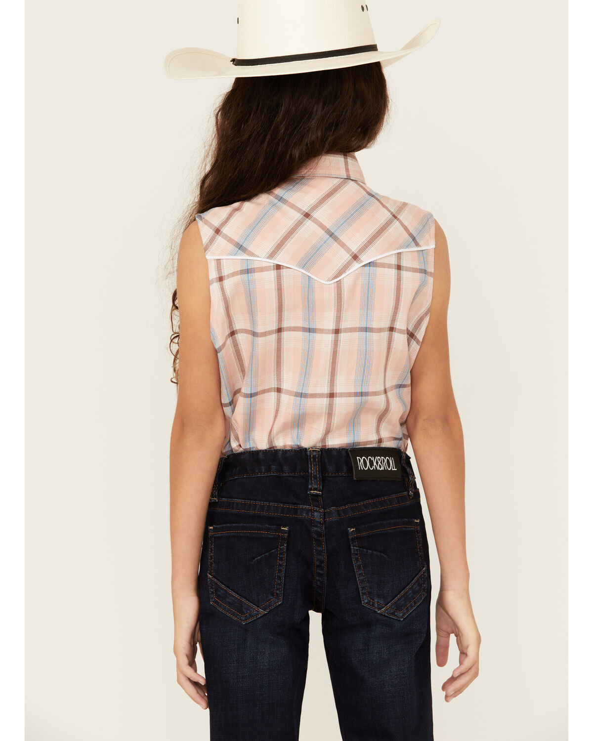 Cumberland Outfitters Girls' Plaid Print Sleeveless Pearl Snap Western Shirt