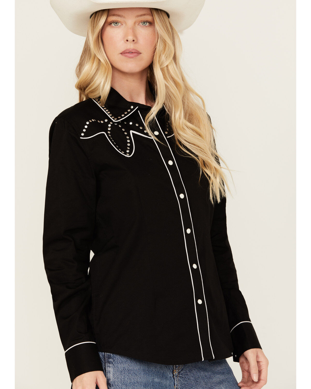 Panhandle Women's Retro Studded Long Sleeve Snap Western Shirt